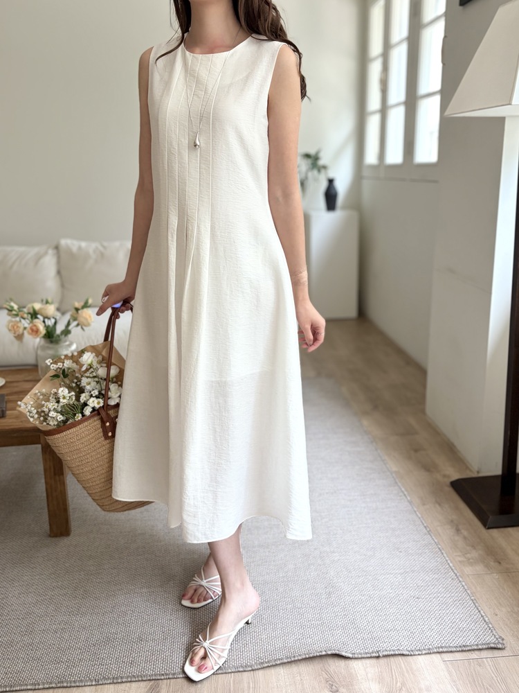 Linen Pintuck Dress (Ivory)