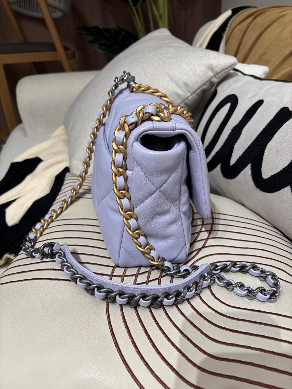 Chanel 19 small flap bag  100%Authentic,98%new ✅晶片✅dust bag✅box