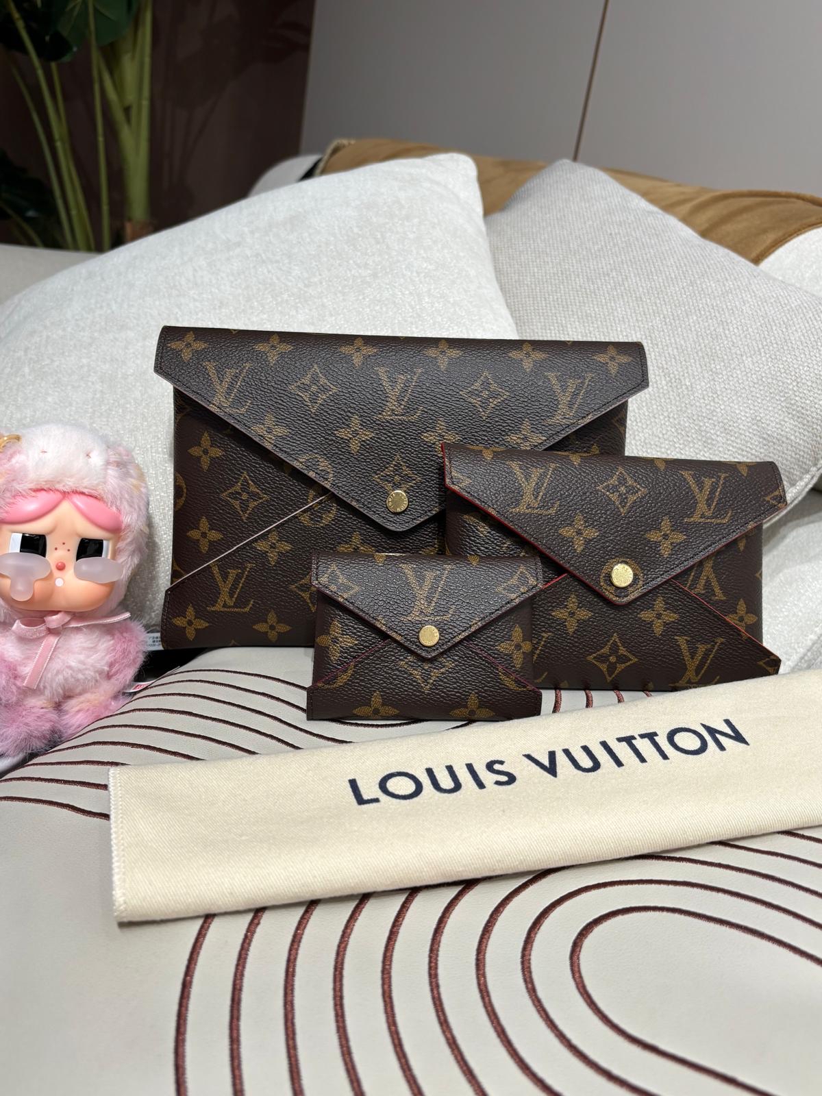 全新 Lv Kirigami Pochette M62034  1 set 包括3個monogram pouch 😍 100%Authentic, Brand New全新 ✅dust bag ✅Box