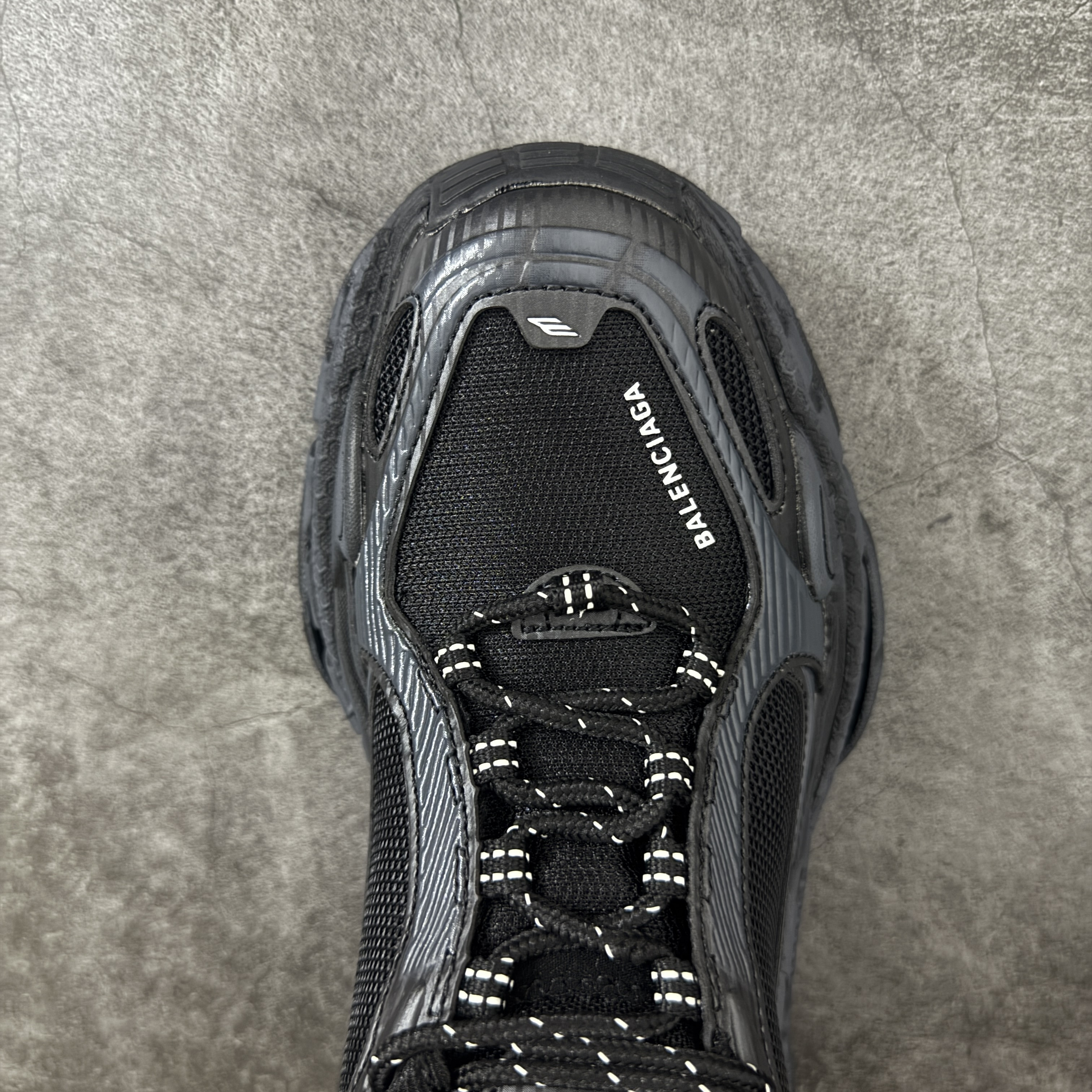 Balenciaga Triple S.2 Gradient 