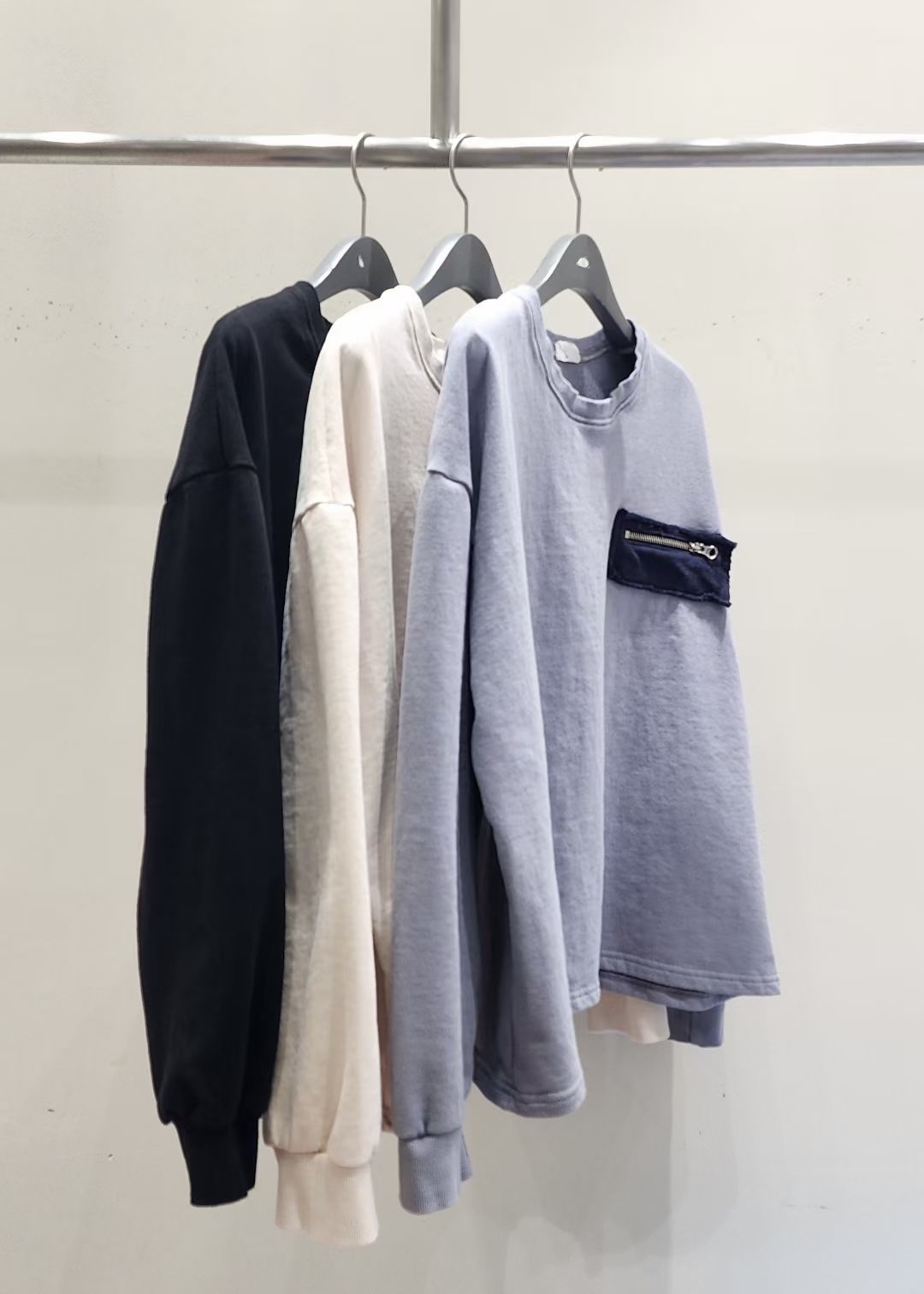 LO YE zip pocket sweater