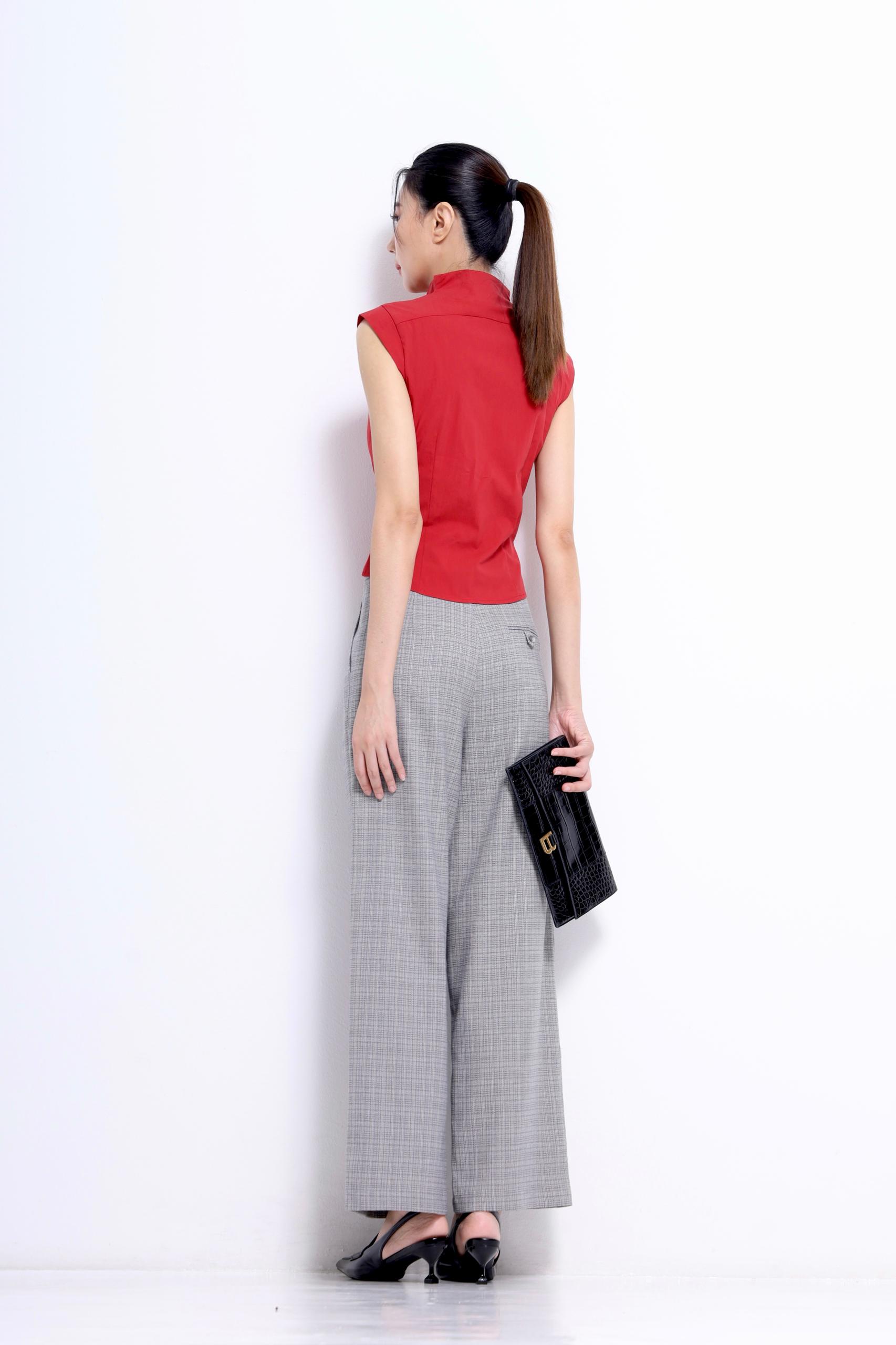CB2756 Elise Mandarin Collar Sleeveless Blouse