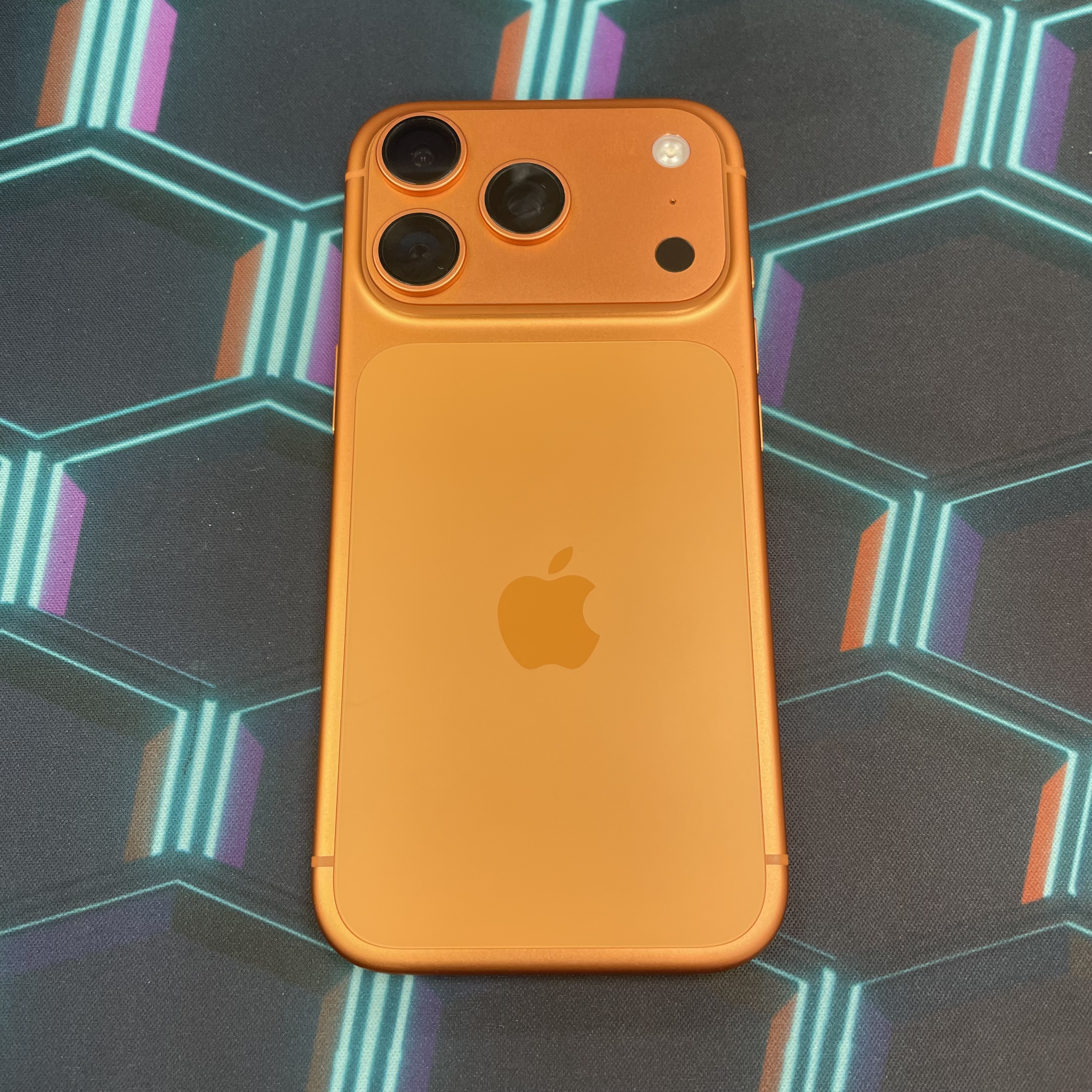 *6230 17 pro 完美機 256GB 電100 橙色 orange