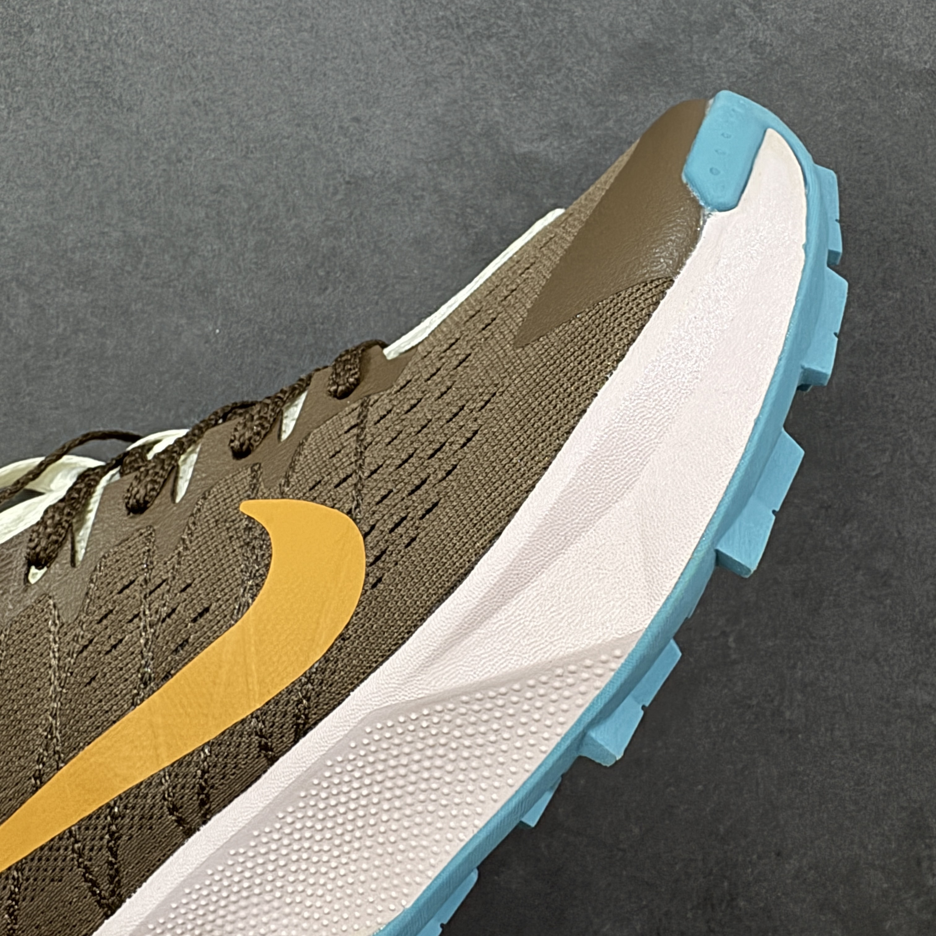 Nike ReactX Wildhorse 10 FV2337–201