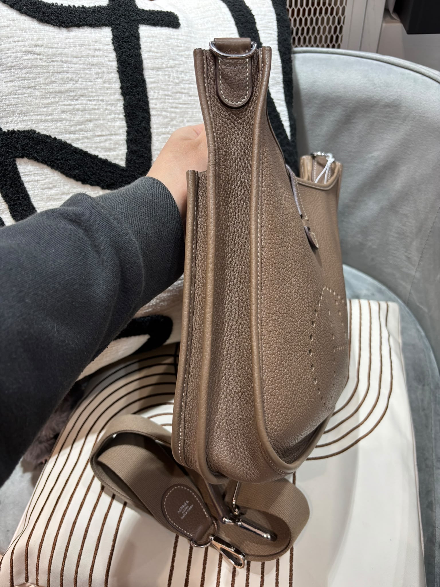 Hermes Evelyne 29 大象灰銀扣 Stamp D 100%Authentic, 98%New ✅Dust bag