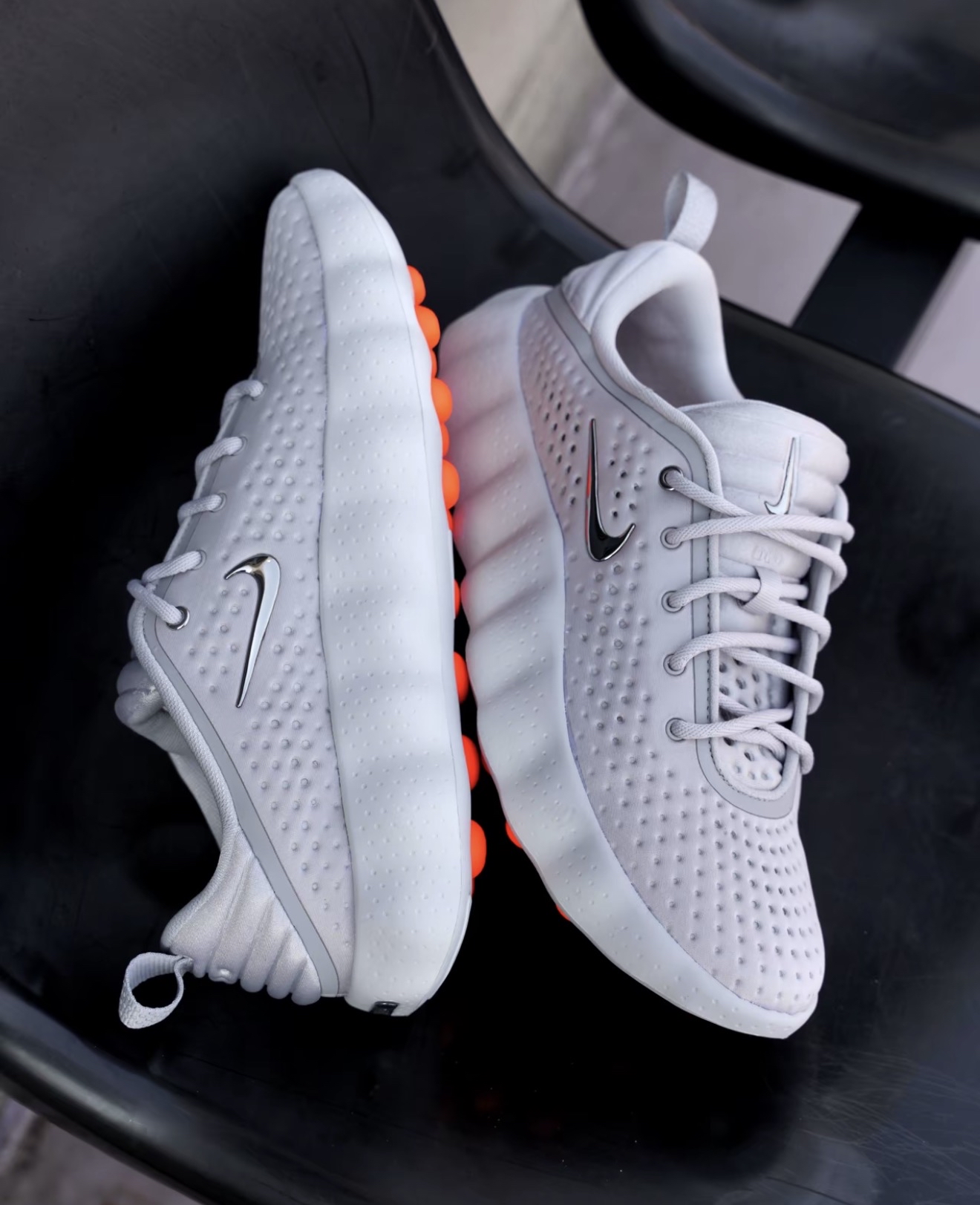 HQ4308-003 Nike Mind 002 Light Smoke Grey HQ4308-003