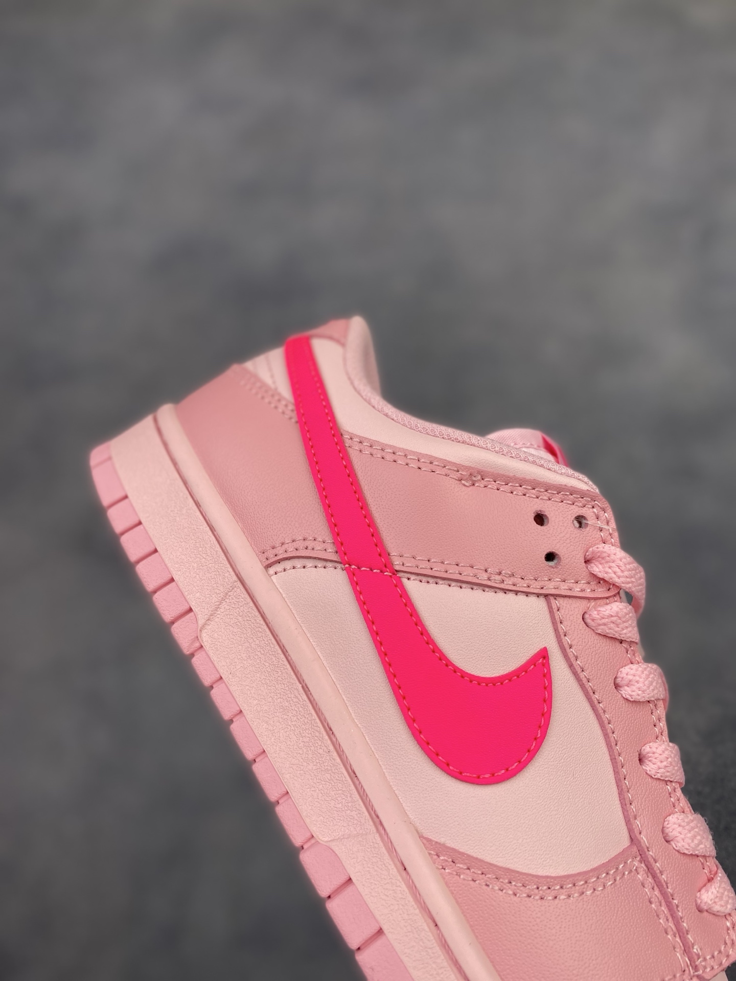 Nike Dunk Low DH9761-600