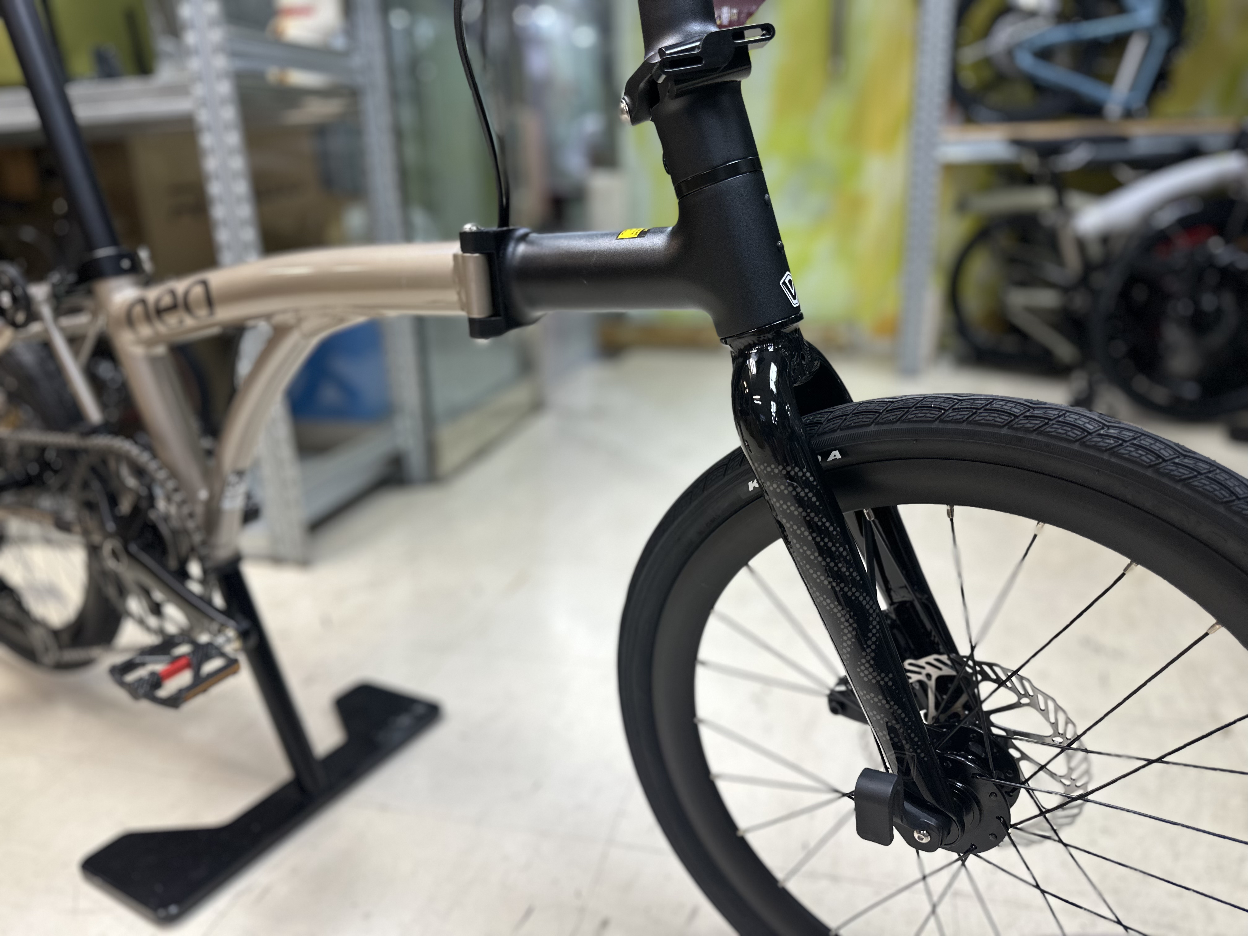 Java Neo 20” 406 鋁合金車架及前叉