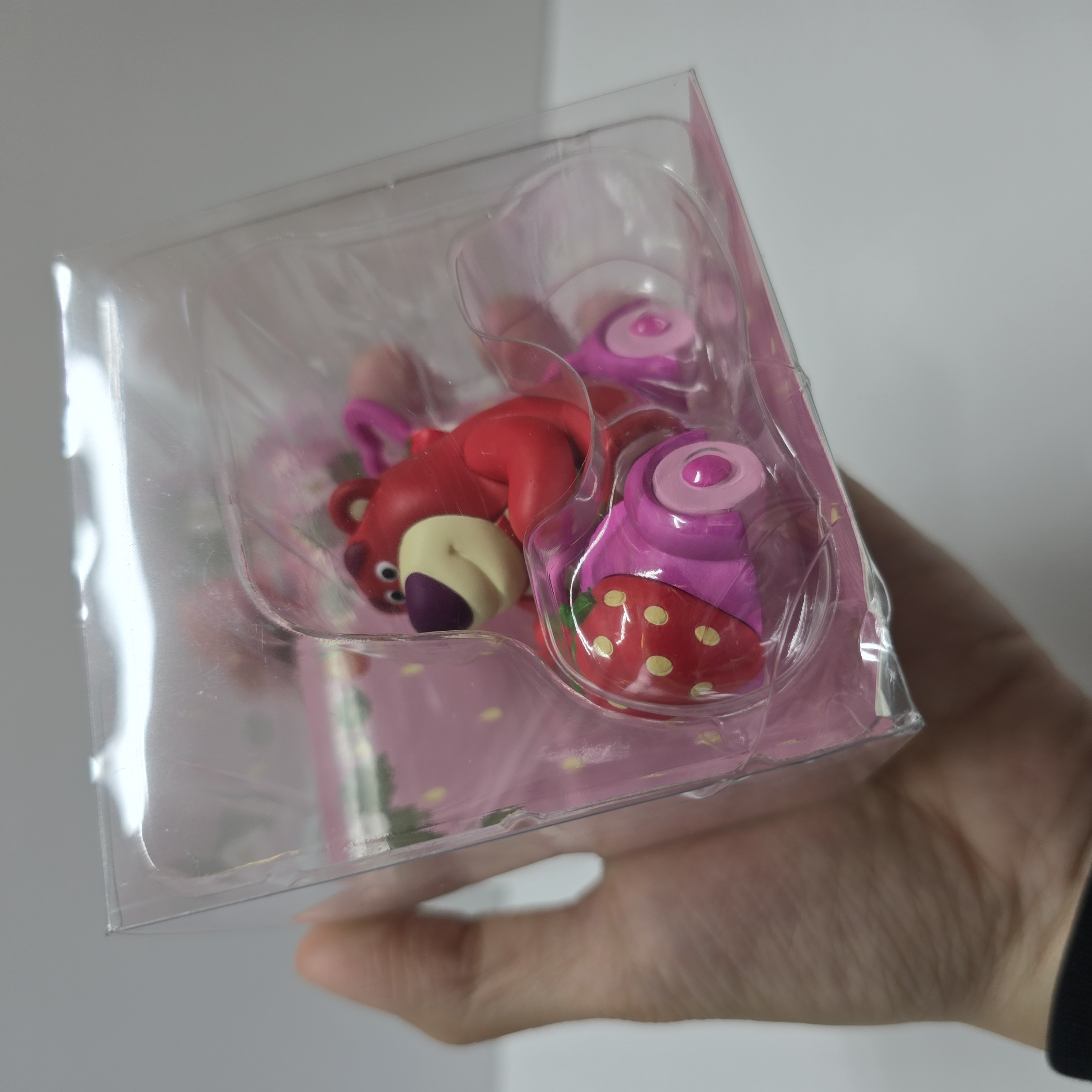 現貨 三眼仔 勞蘇士多啤梨擺設