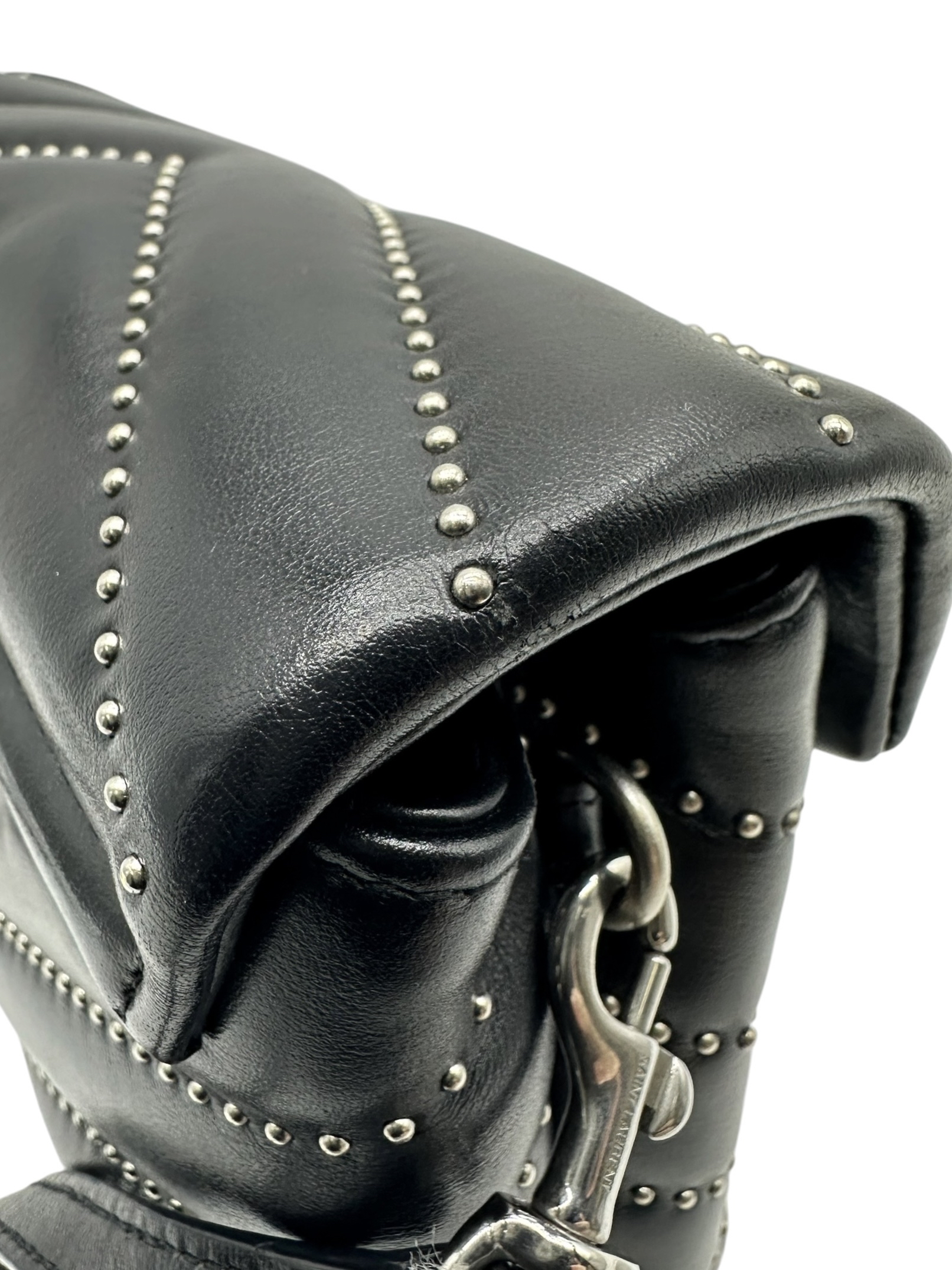 Pre-owned YSL Toy Loulou Studded bag / Product Code: 061906