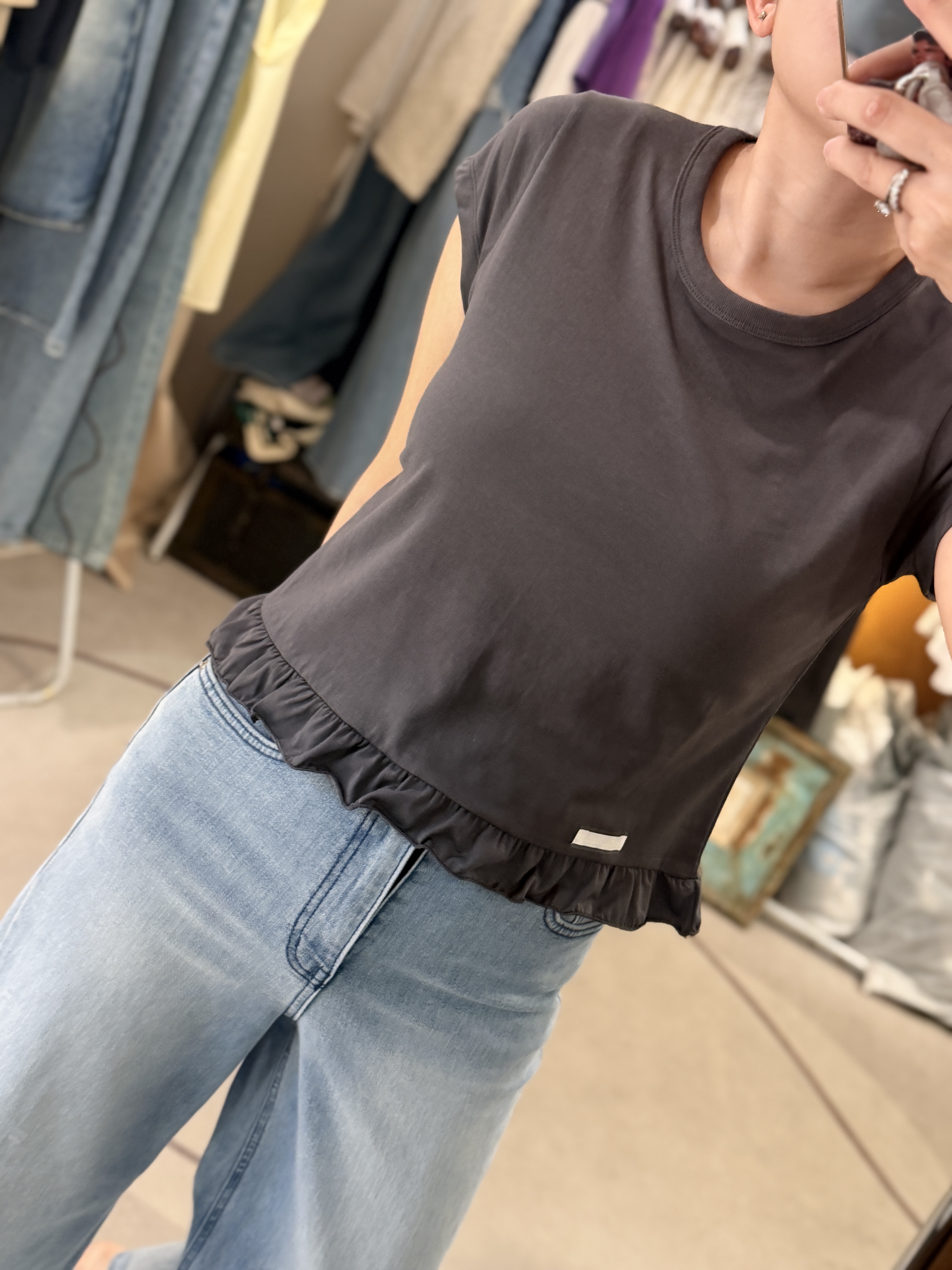 Little ruffle cotton tee