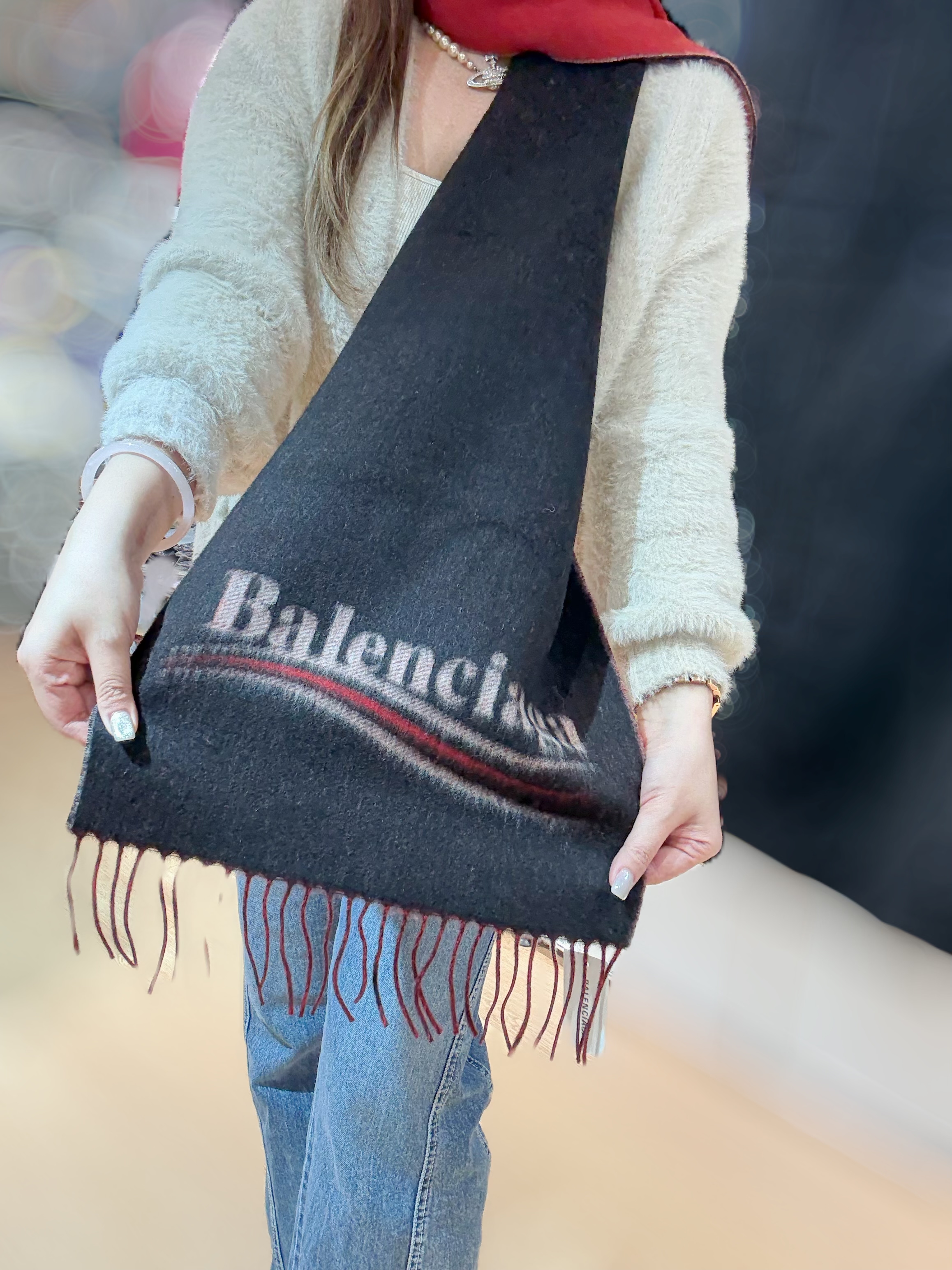 Balenciaga scarf blk/red