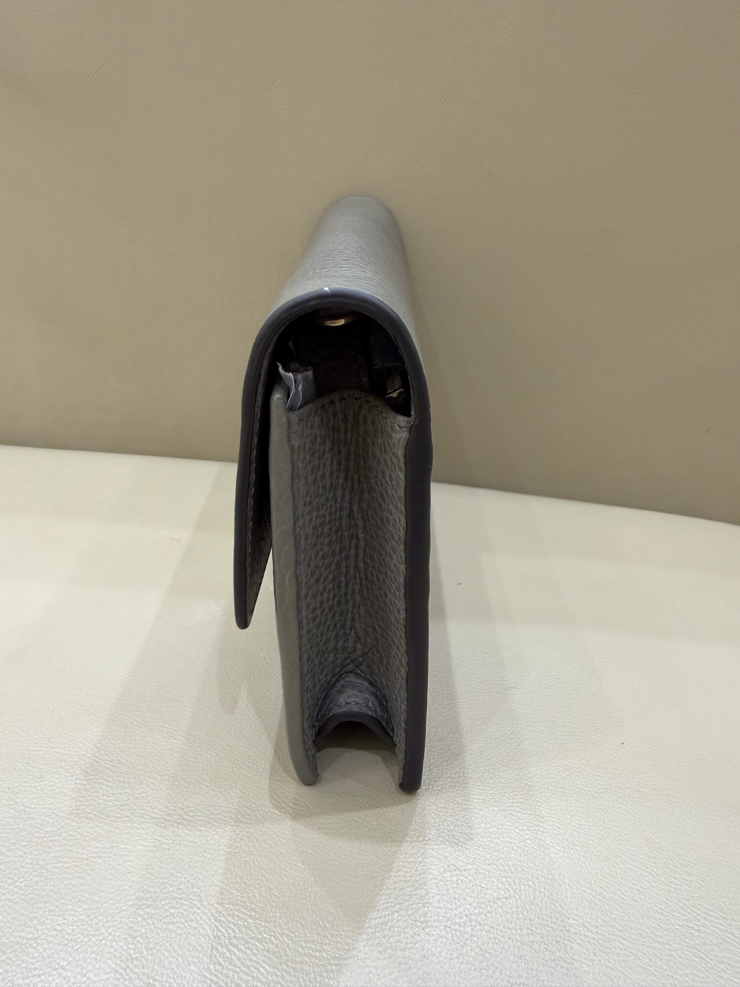 【預訂貨品】Gucci雙G灰色牛皮woc