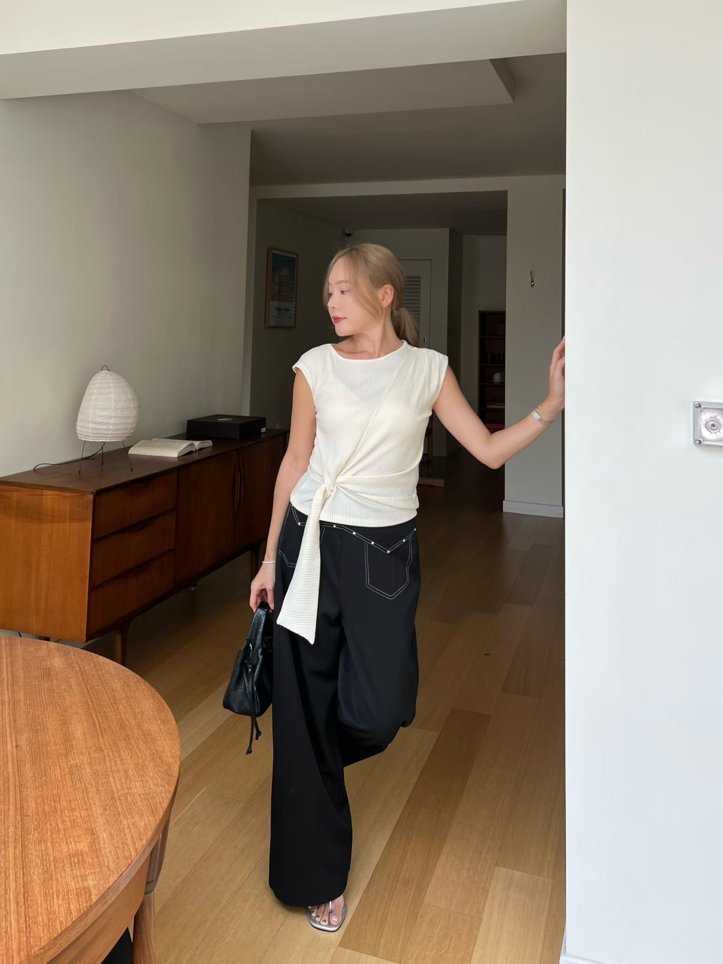 B18 側綁直紋背心