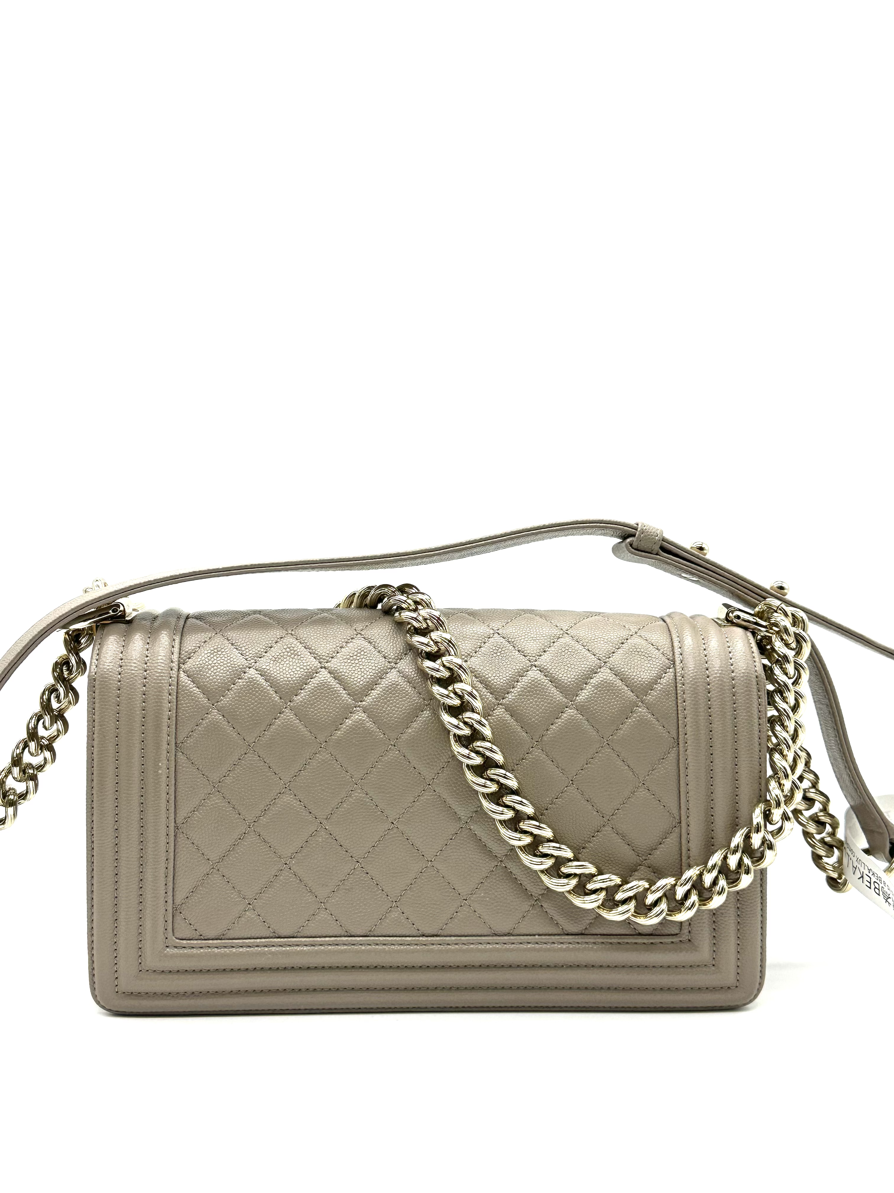 Pre-Owned CHANEL Boy Chanel Bag / Product Code: 26050605