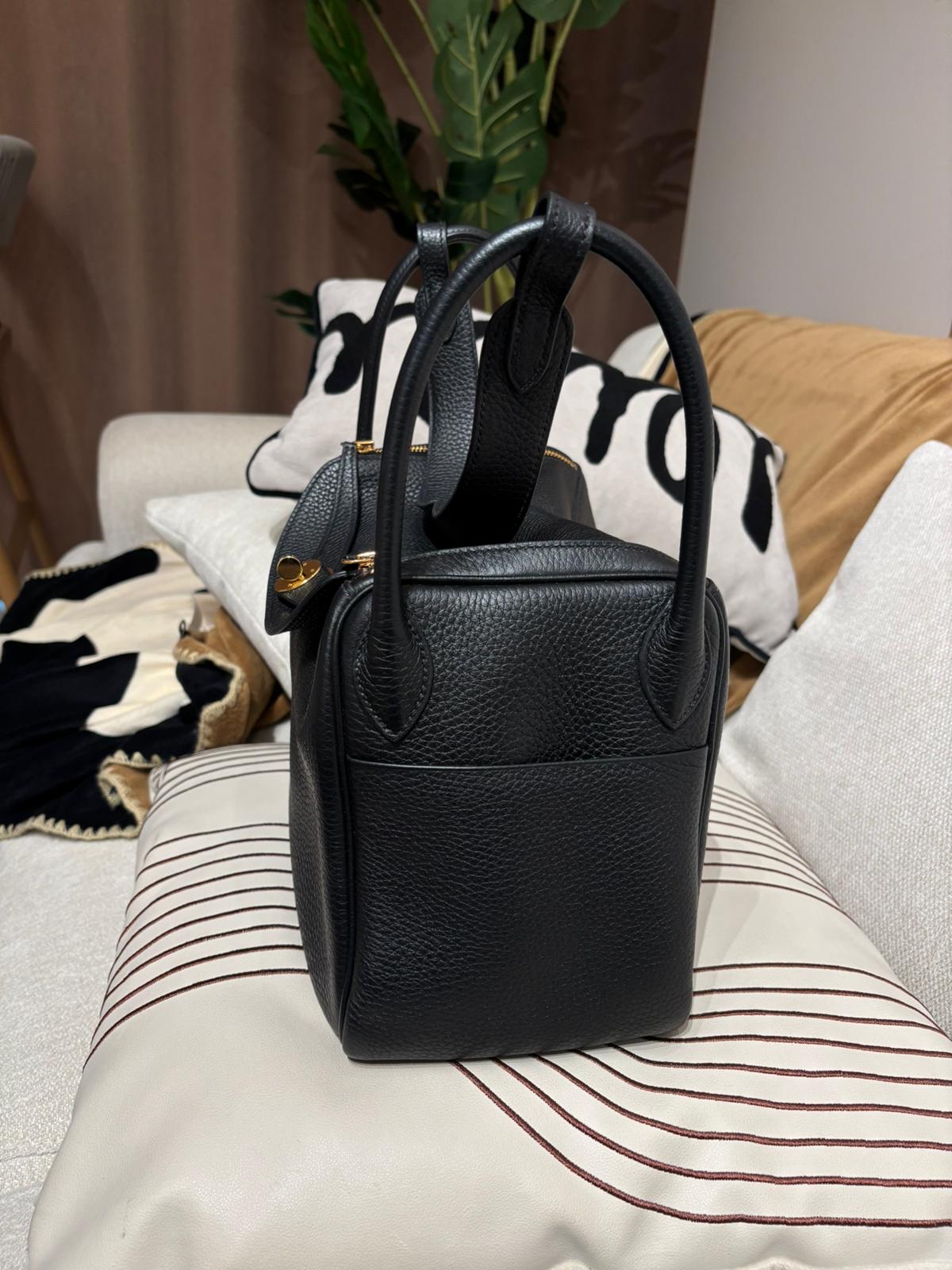 Hermes Lindy 30,STAMP U 黑金100%Authentic, 95%New ✅dust bag ✅box