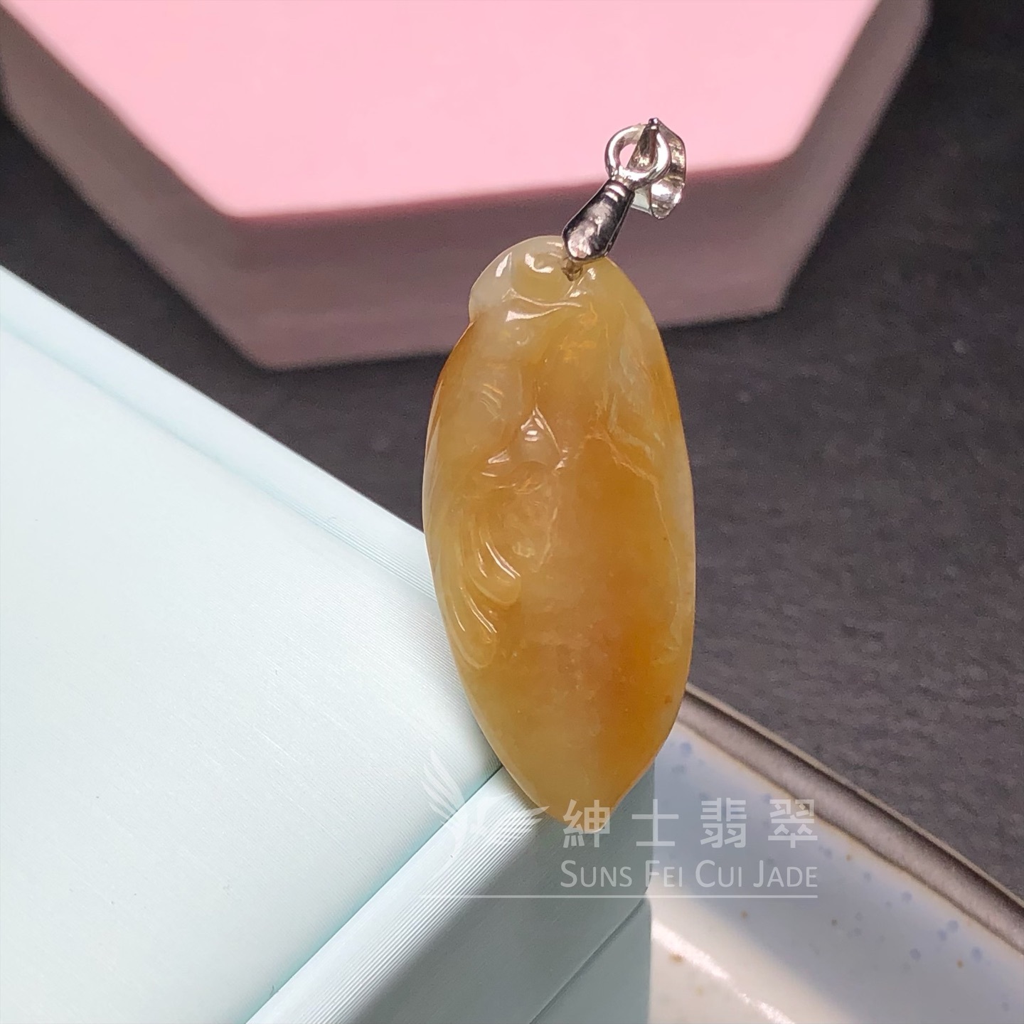 翡色喜鵲吊墜 YM00176