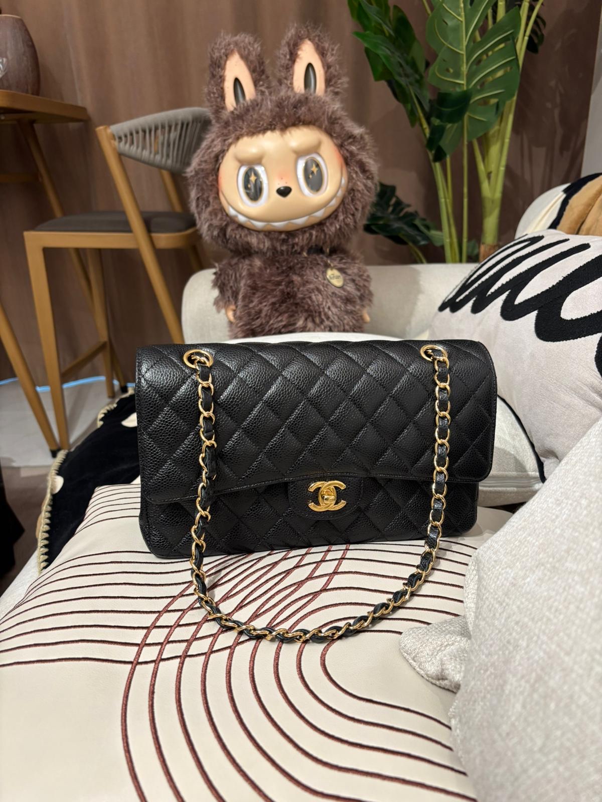 Chanel Classic Flap Medium 25cm A01112 CF25 黑色荔枝牛枝金扣 100%Authentic, 99%New ✅25Card✅Dust bag✅Box