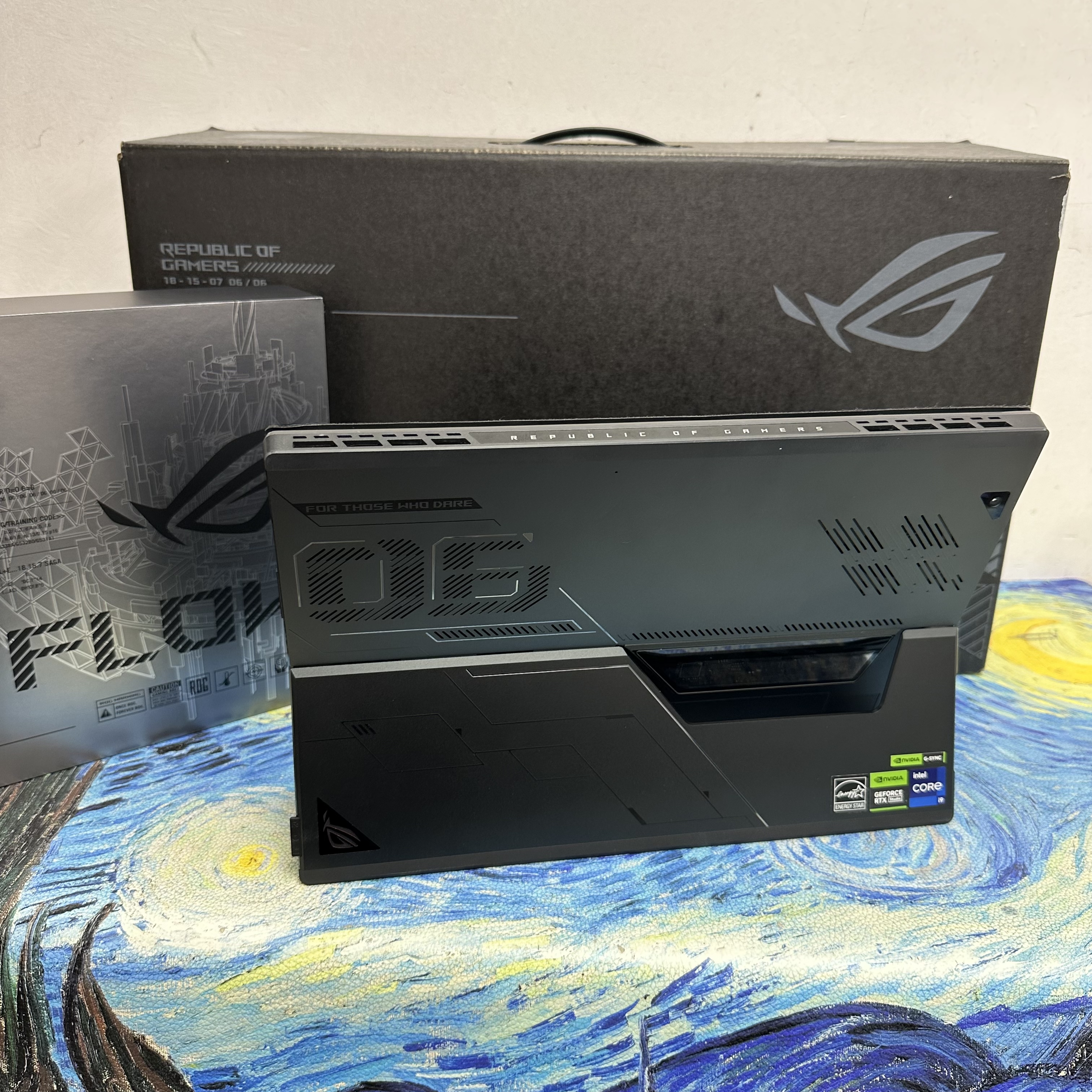 (華碩RTX4060 獨立顯示卡電競平板電腦✨)ASUS ROG Flow 13 GZ301VV /i9-13900H/16GB Ram/1TB SSD/ RTX 4060 獨立顯示卡/方便攜帶外出/Type C充電/ Notebook / Gaming Laptop / Gaming Tablet / 電競平板電腦 / Netflix / Movie /13.4 inches  2.5K Mon / 165Hz / 原廠保養 / 豐澤收據