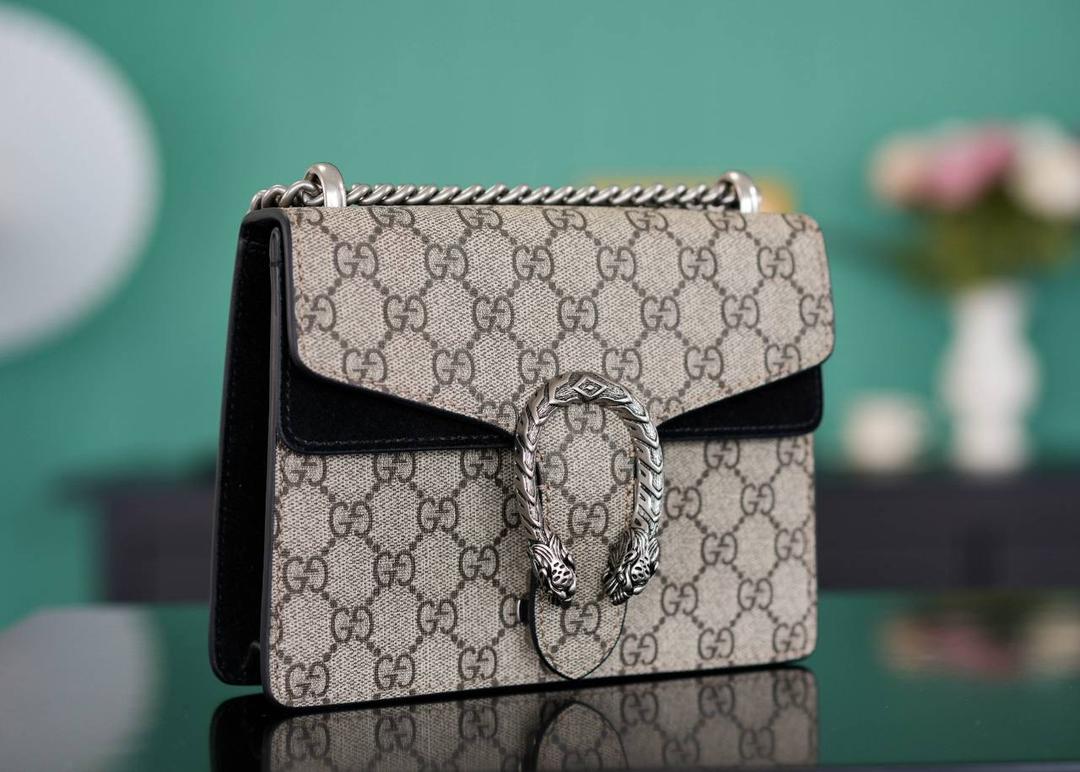 🥯GG Dionysus系列经典酒神 老花黑 20cm GG家长青款，酒神里面的经典基础款 出镜率非常高 简直是穿搭利器 官方款号 421970 尺寸：20x15x5cm