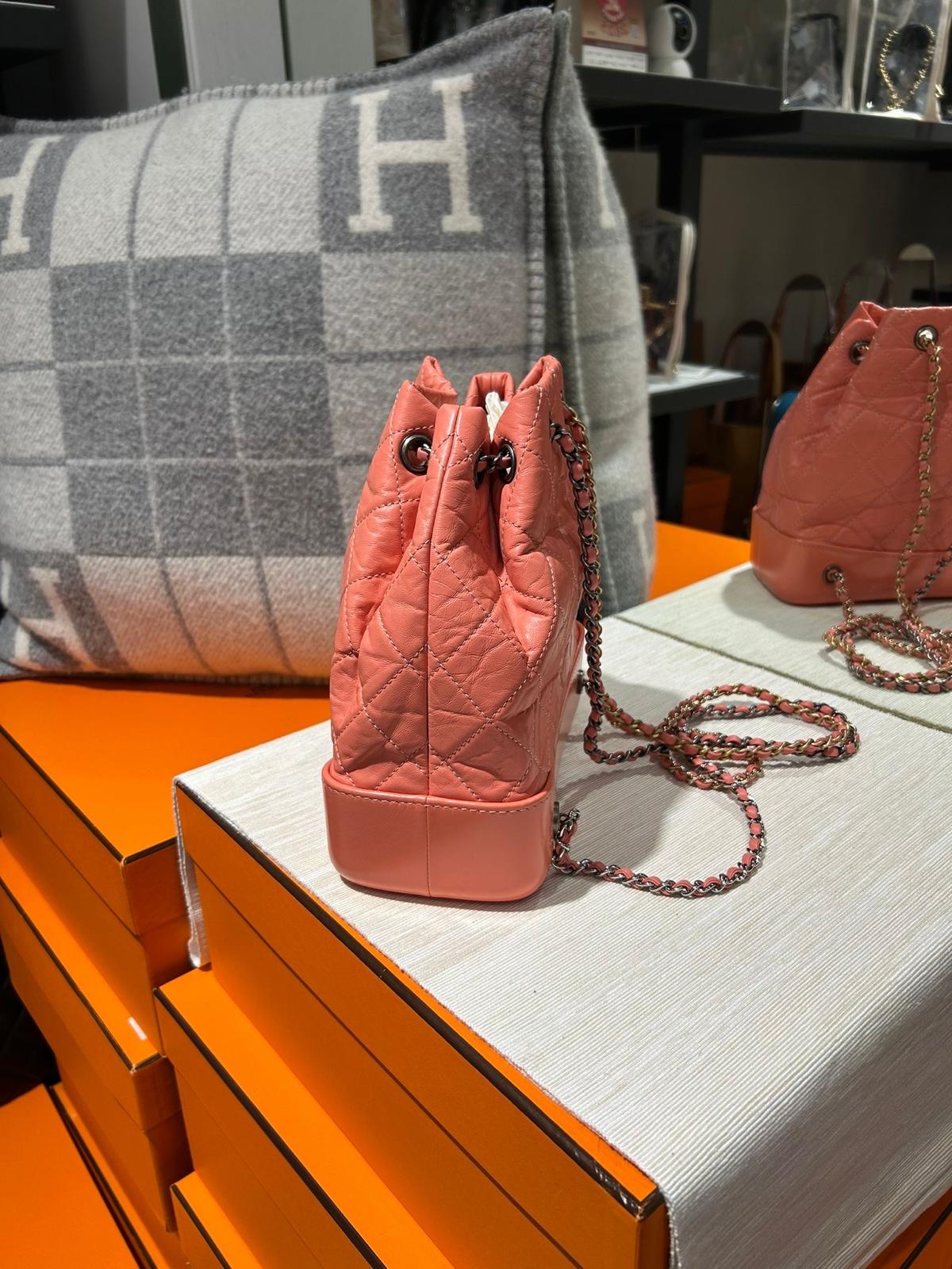 Chanel Gabrielle backpack small 100%Authentic ,95%new ✅CARD✅dust bag