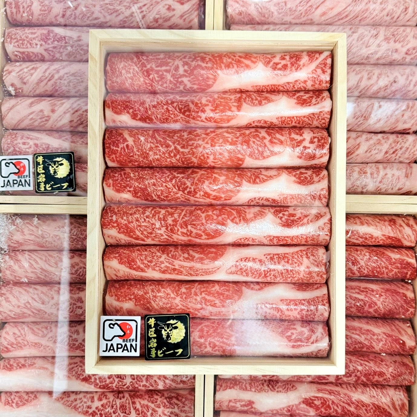 日本岩手黑毛和牛壽喜燒禮盒 【肩胛】400g