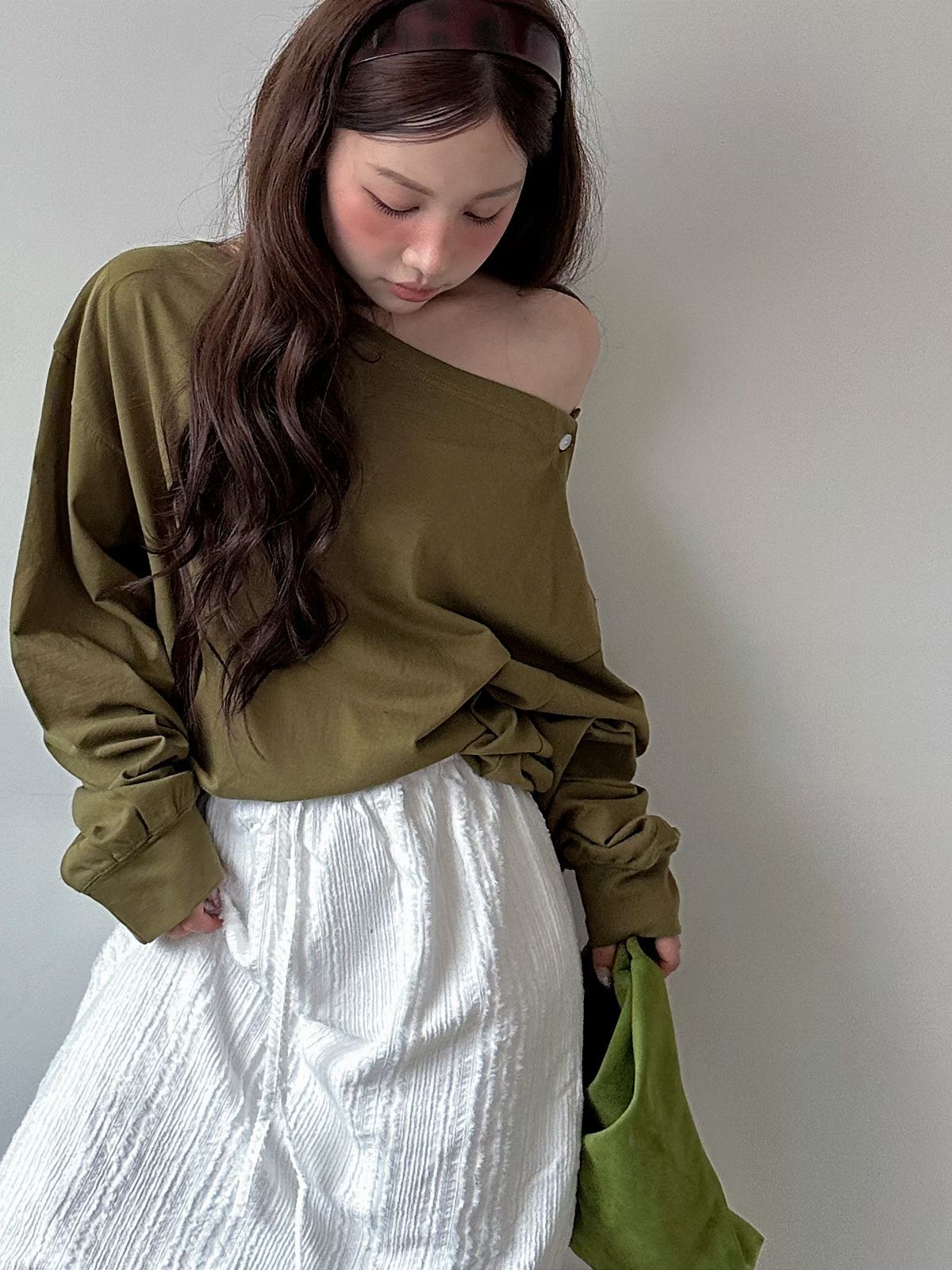 221540 斜膊有鈕長袖Tee