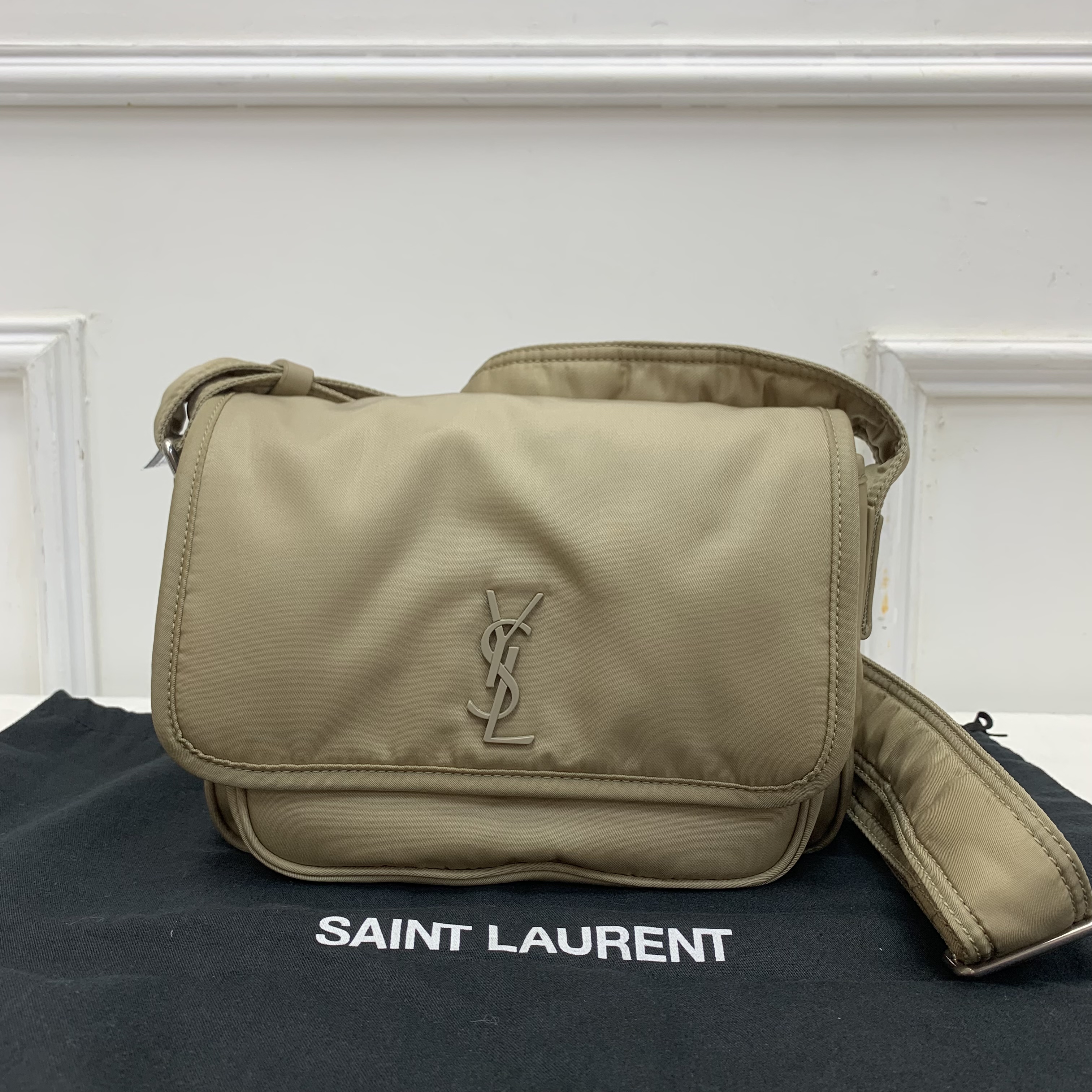 YSL niki 尼龍卡其色