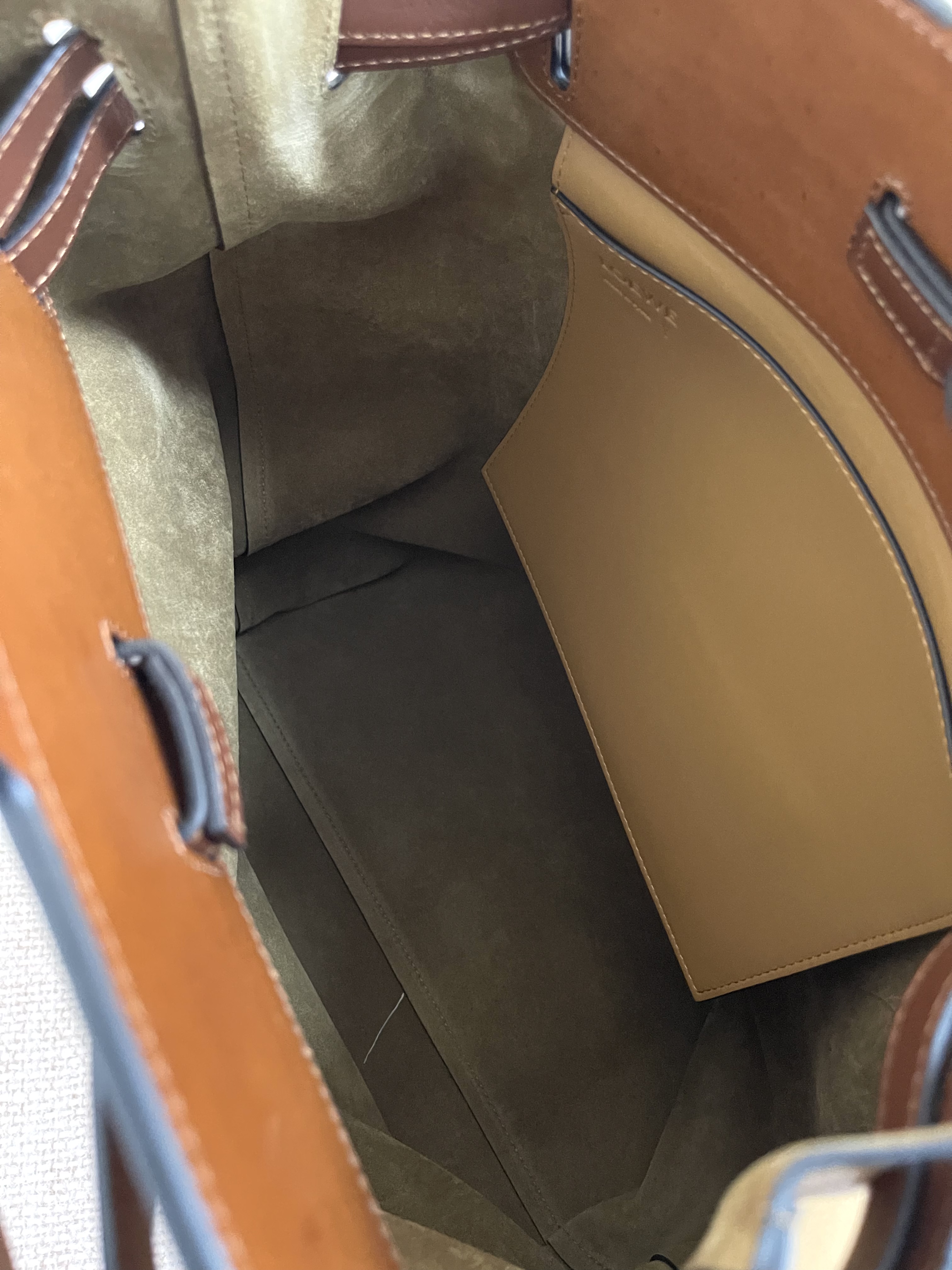 Pre-owned Loewe Lazo Tote Bag/ Product Code: 26021506