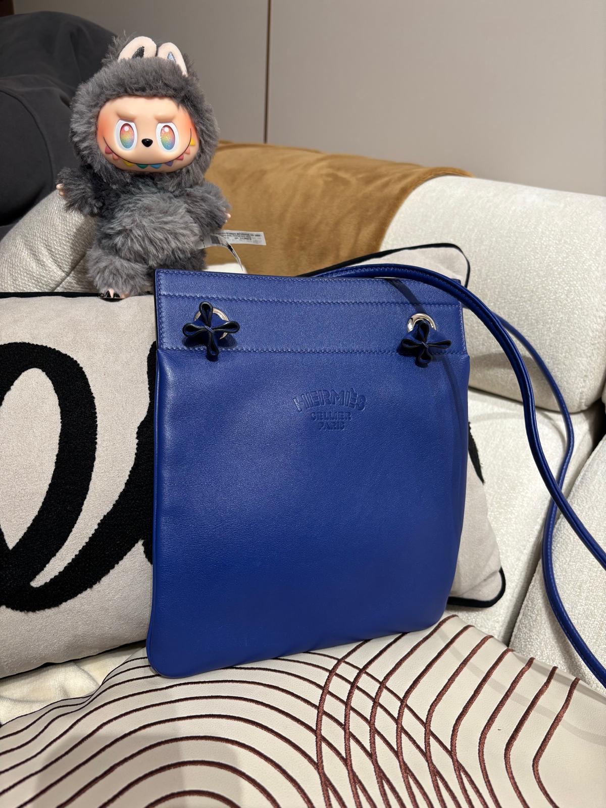 Hermes Aline Calfskin 100% Authentic , 95%New ✅Dust bag ✅收據