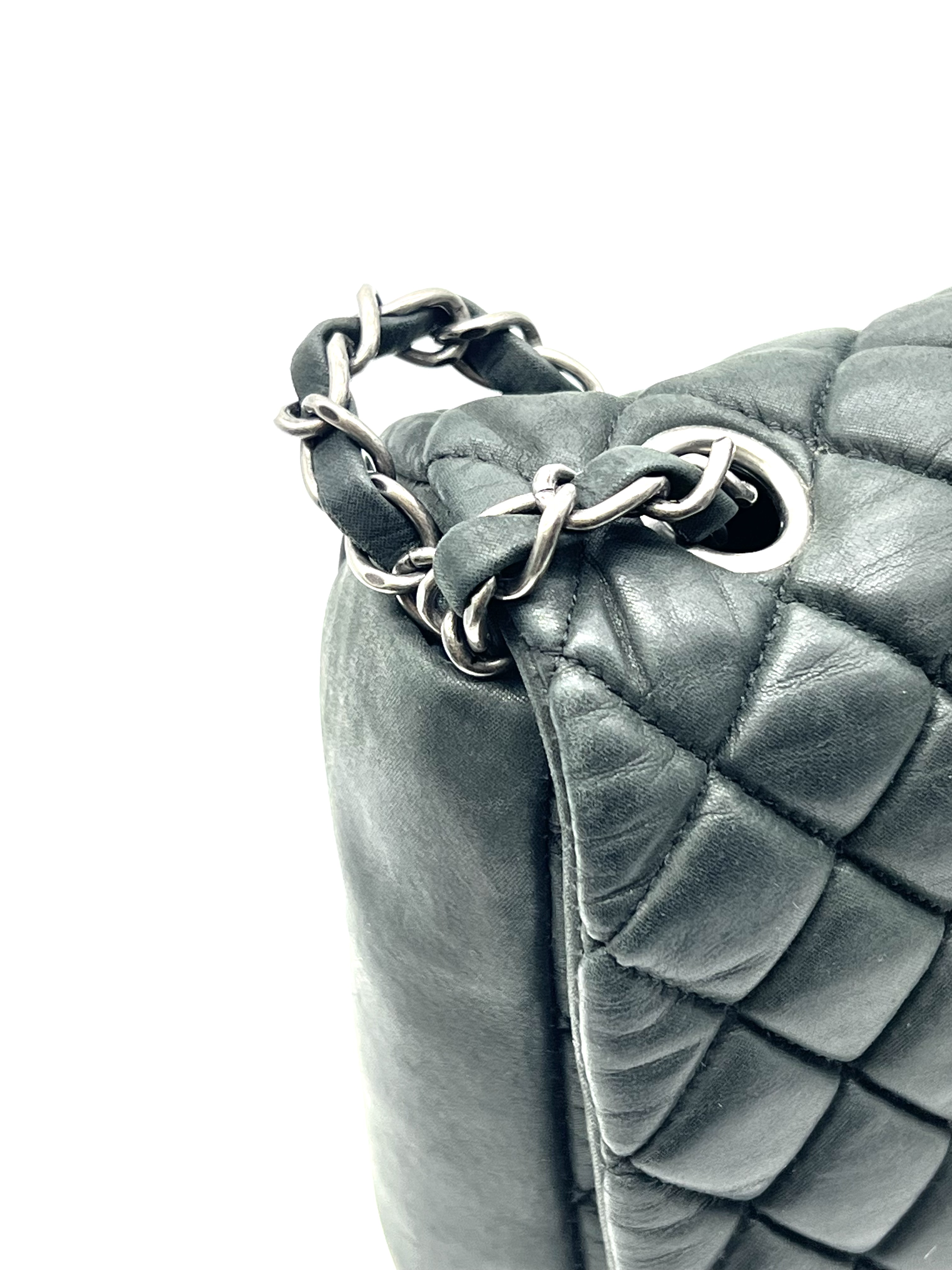Pre-Owned CHANEL Chain Shoulder Bag / Product Code: 26051009