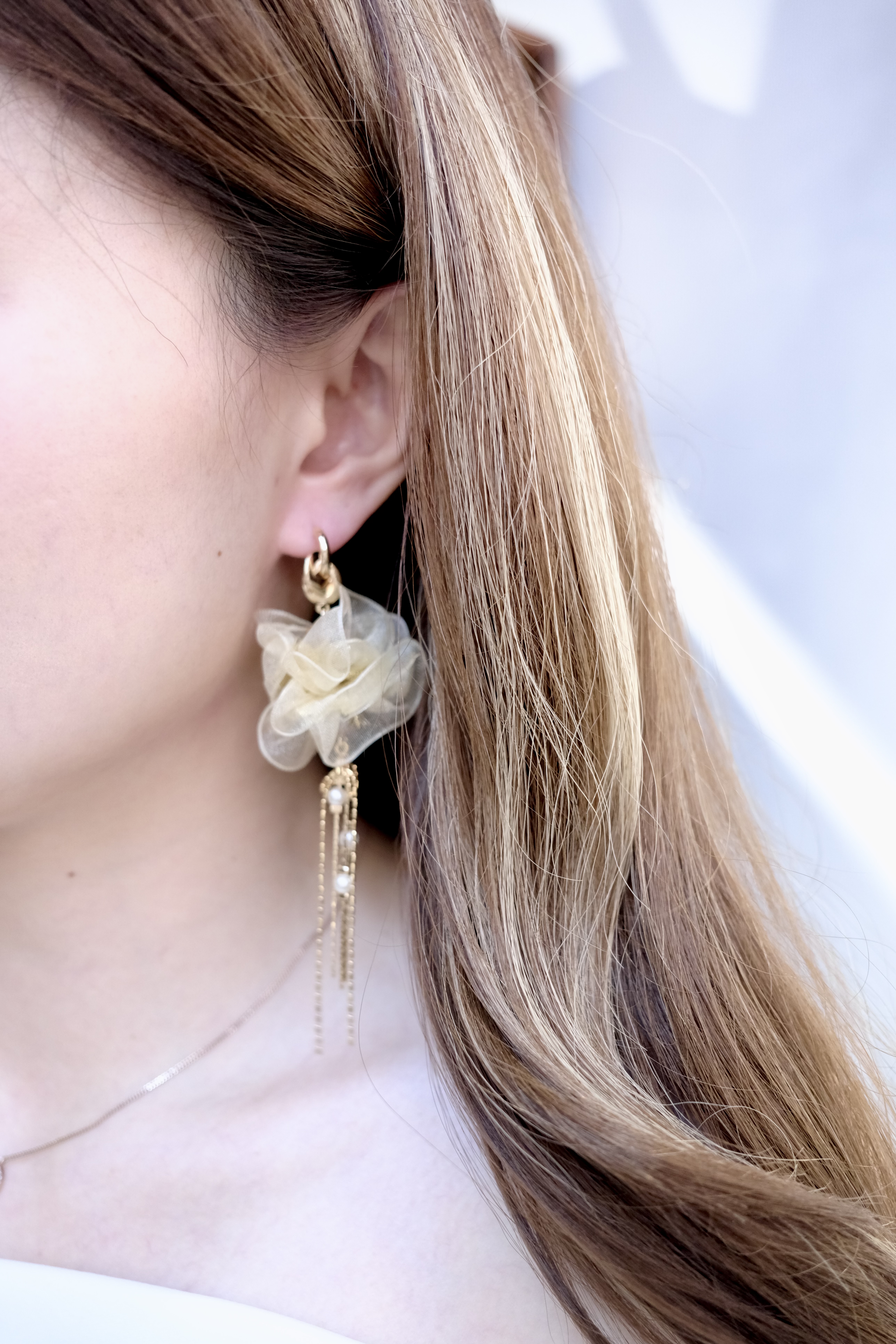 紐結金絲帶花流蘇耳環✨