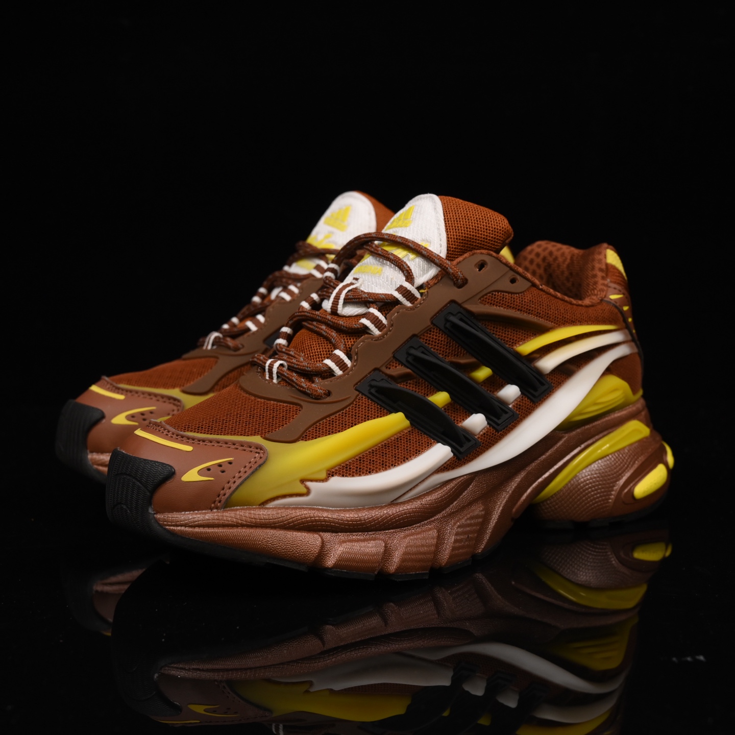 Pharrell Williams x Adidas Adistar Jellyfish 