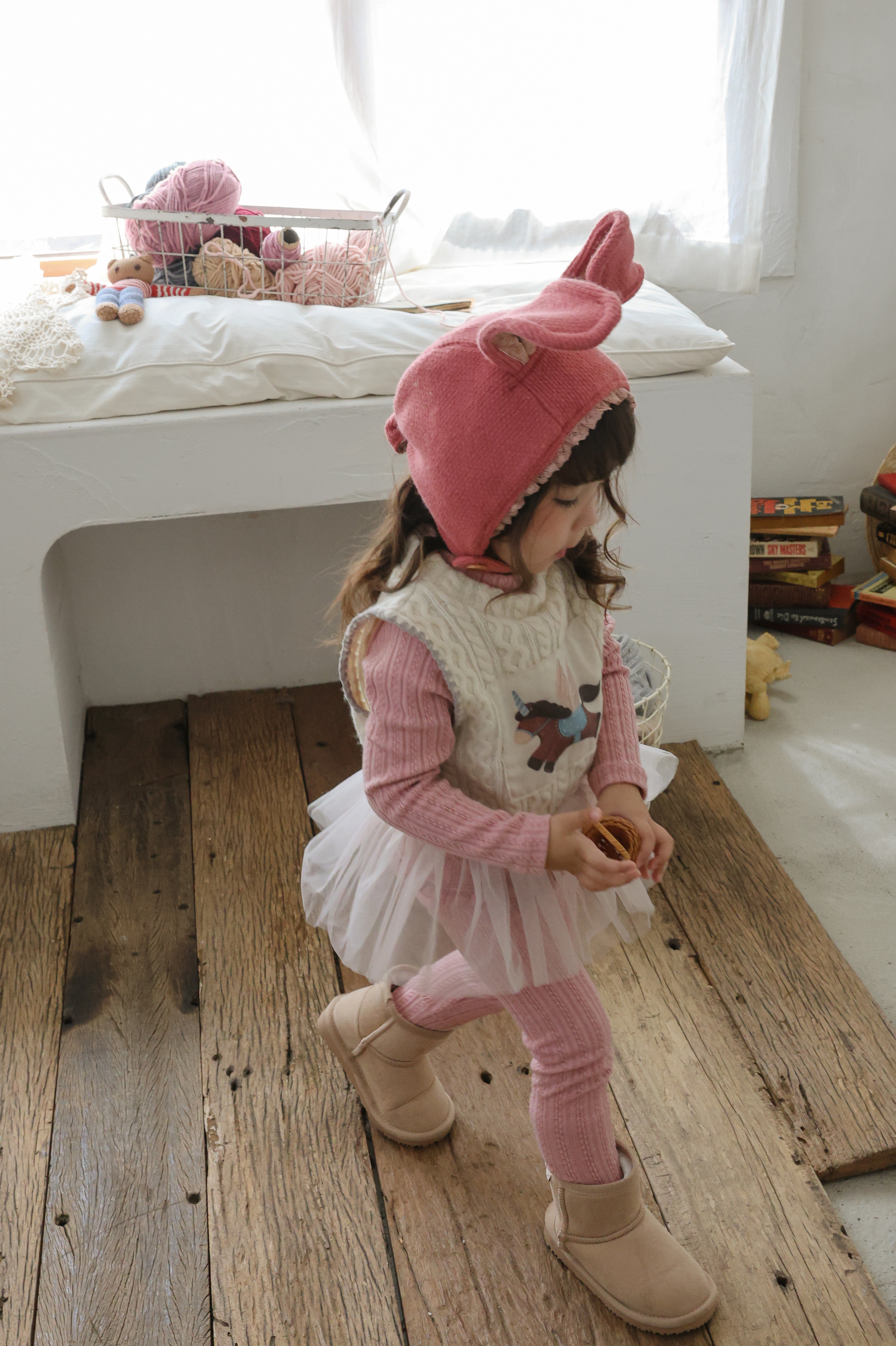 FLO | Pony vest 