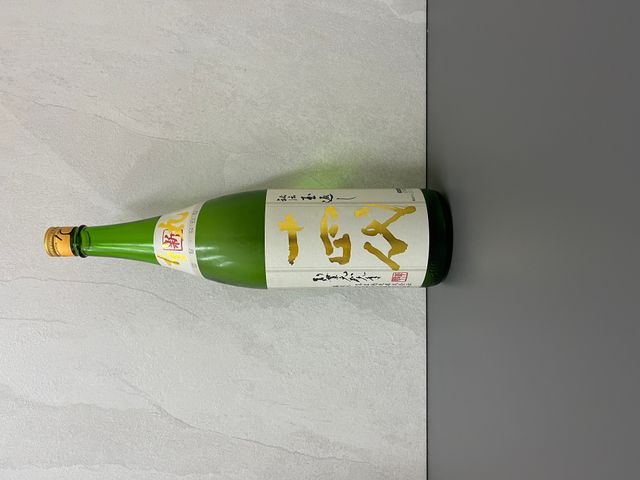 M*u様 十代目 日本酒 1800ml　本丸角新 M*u様 十代目 日本酒 1800ml 本丸角新 十四代角新