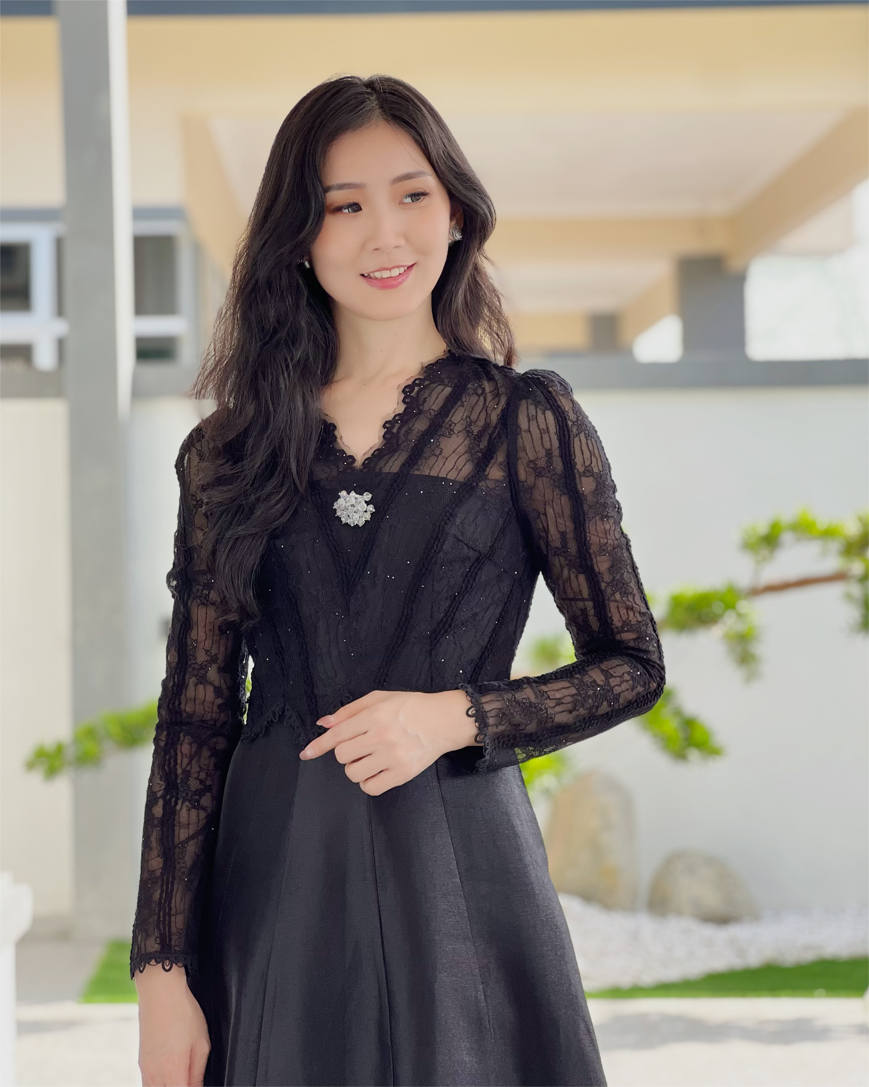 5085 Genevieve Lace Midi Dress 