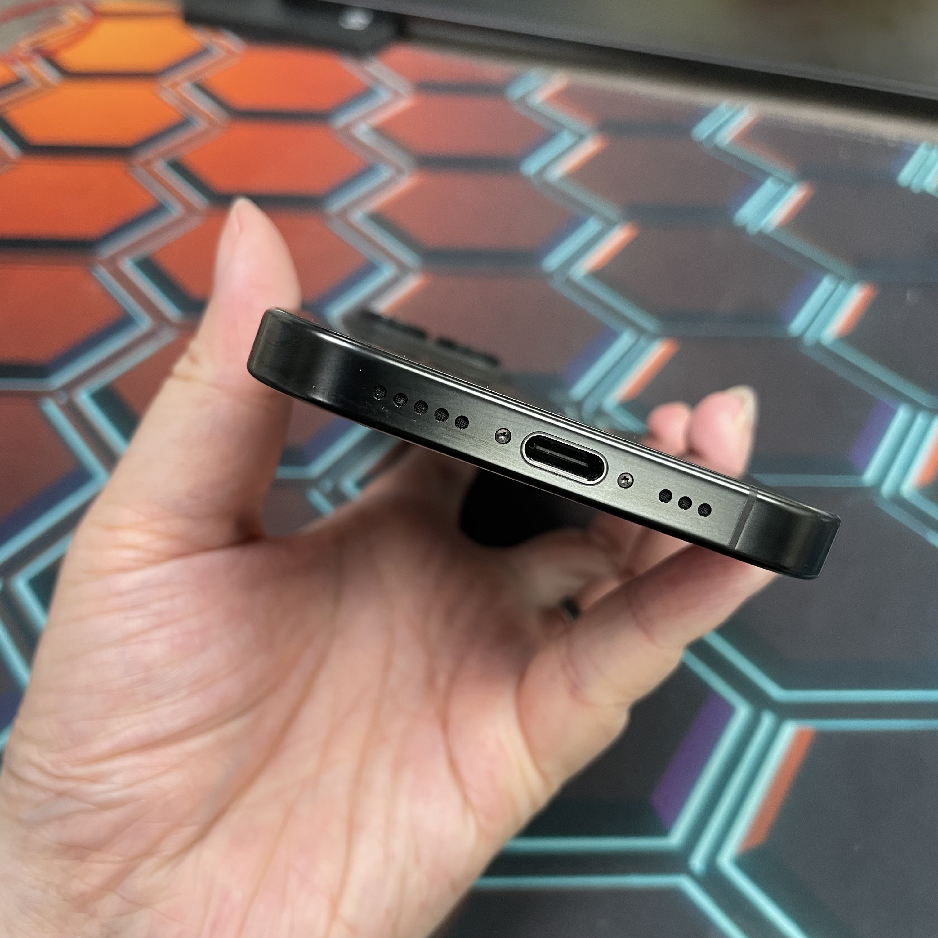 *8255 16 pro 完美機 128GB 電97 黑色 black