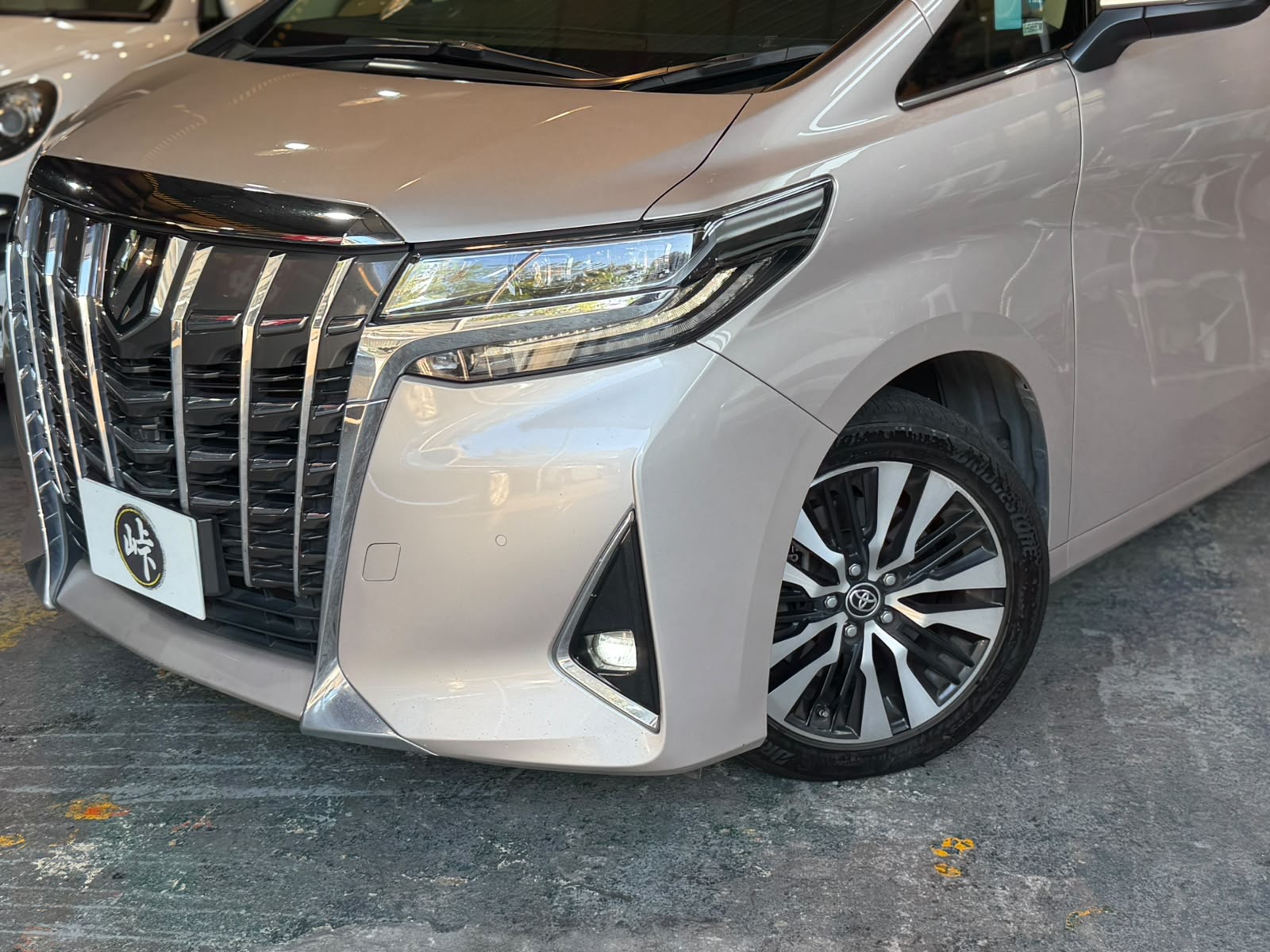 Toyota Alphard 3.5 Facelift 2019
