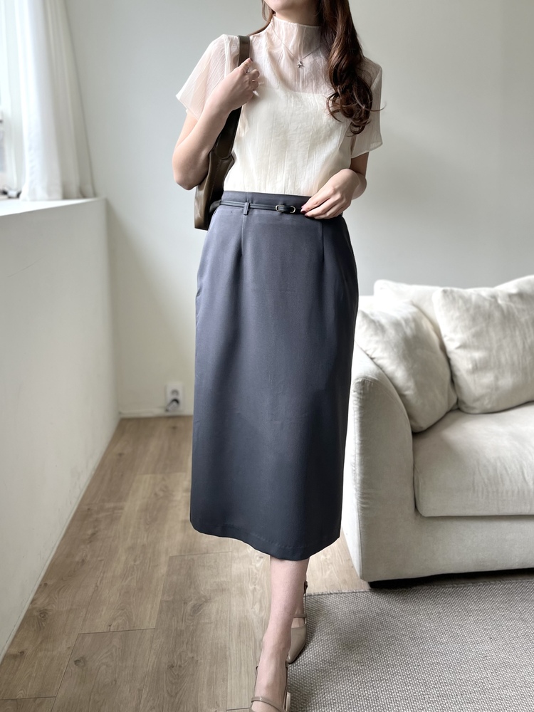 Atelier Belted Skirt (Charcoal)