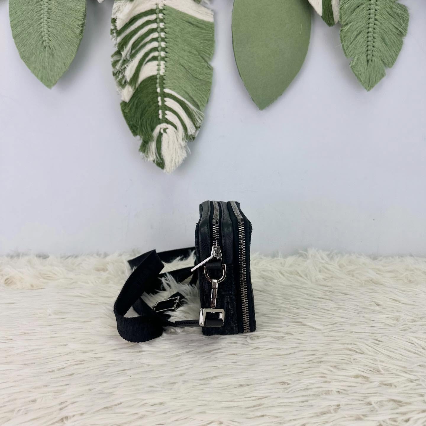 DIOR 🤍PRE OWNED Oblique Jacquard 黑色相機包 全套有單🖤