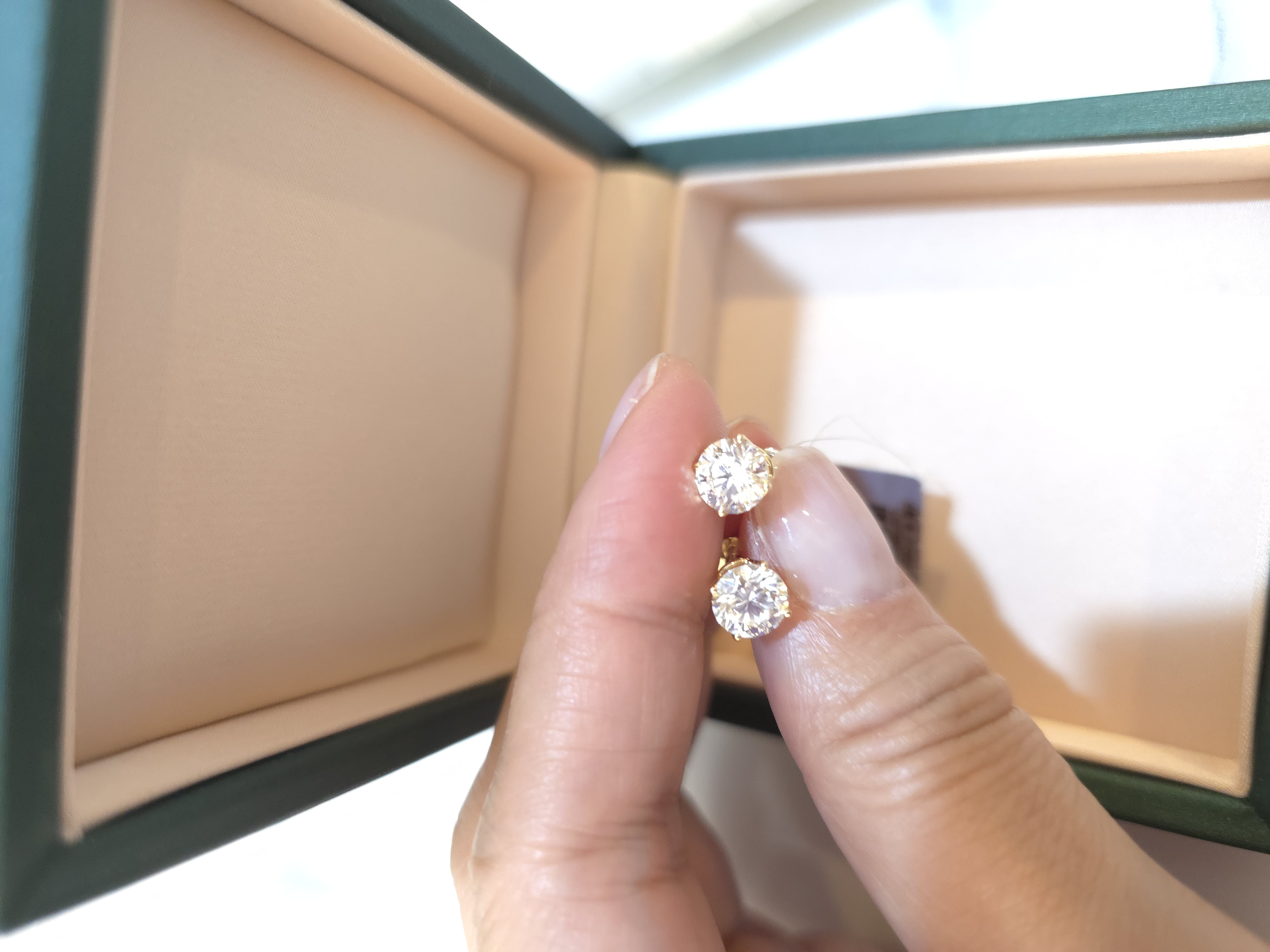 18K培育鑽石耳環 D2.06 G1.39 D/VS1 E/VVS2