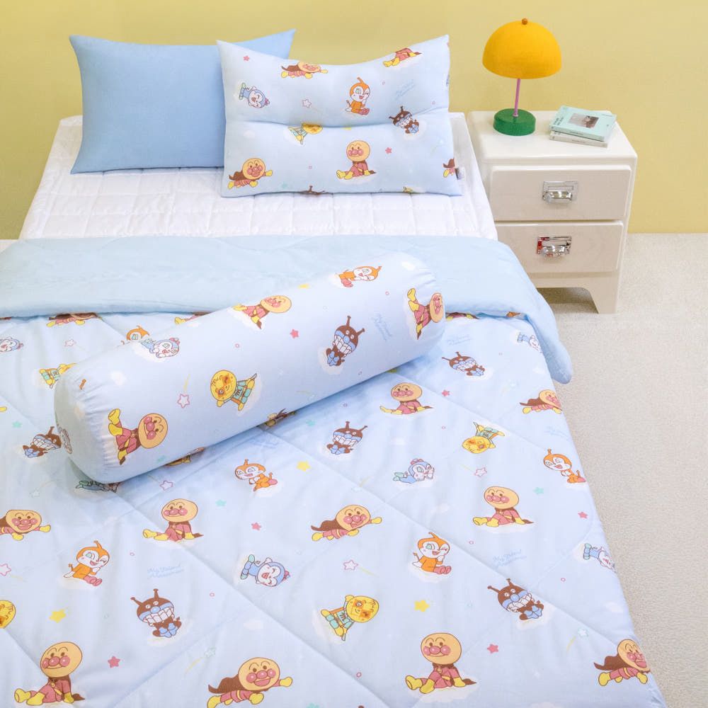 <預訂>🇰🇷韓國製造 麵包超人床上用品套裝（頸椎枕頭+四季被褥+攬枕） 無塵輕質半纖維布料