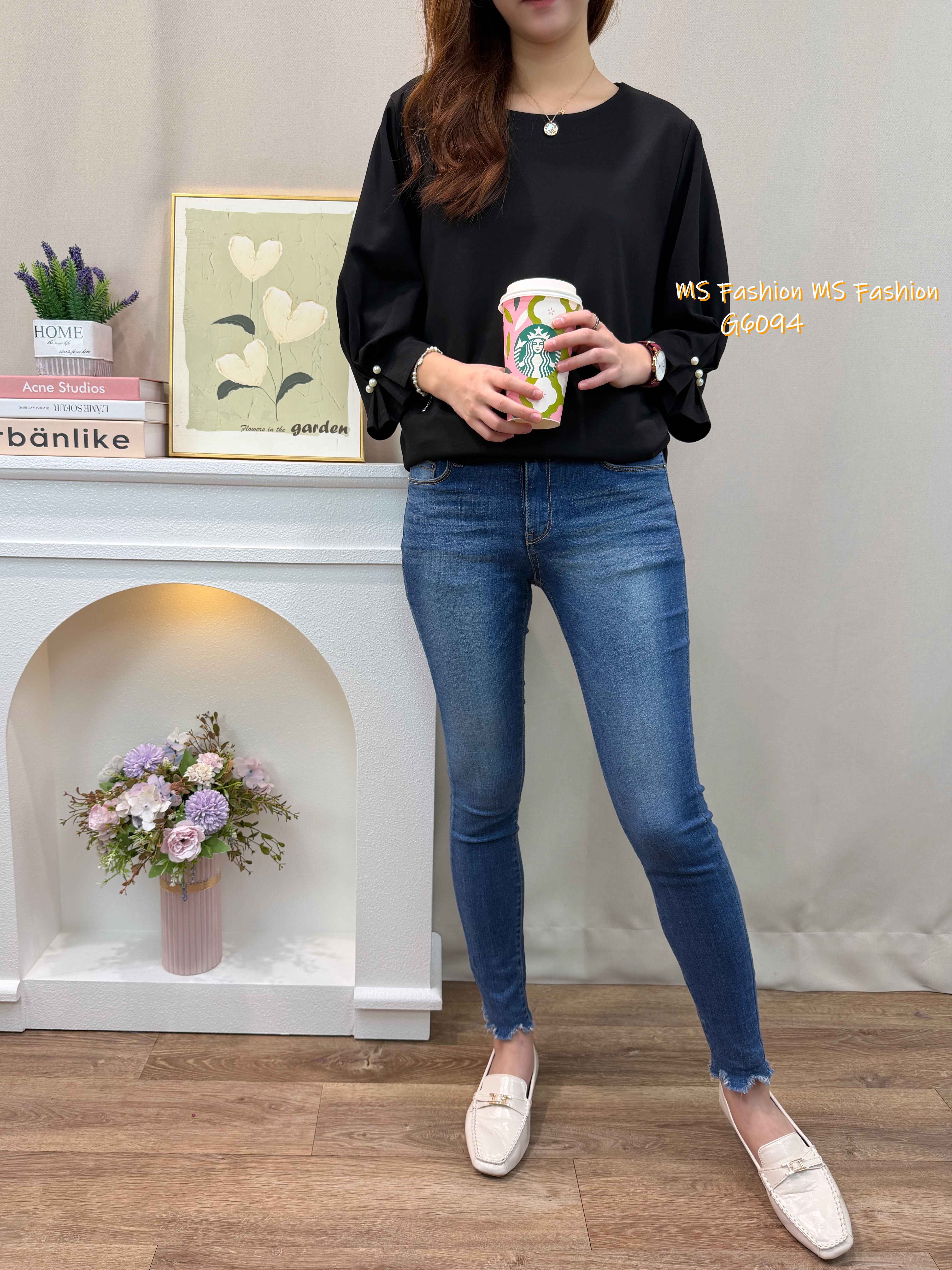 G6094 韓國🇰🇷百摺珠袖淨色top