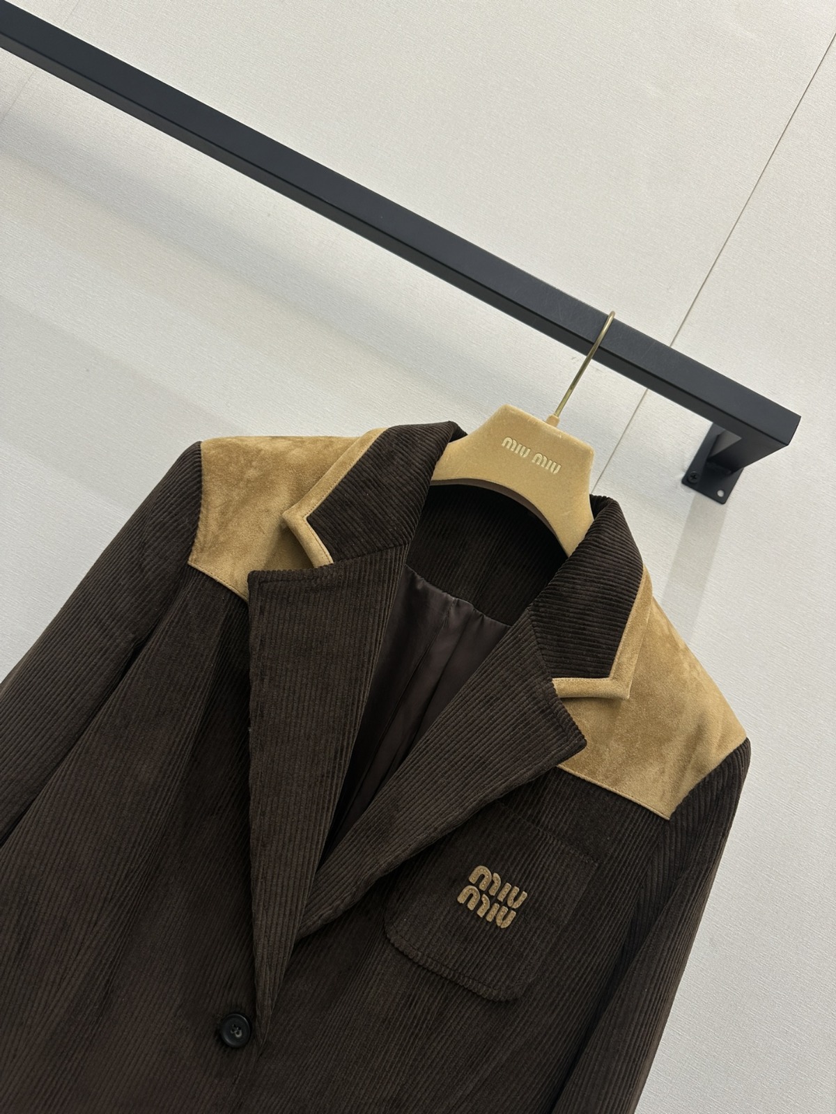 【頂級原單】Miu Miu 單排扣燈芯絨西裝外套