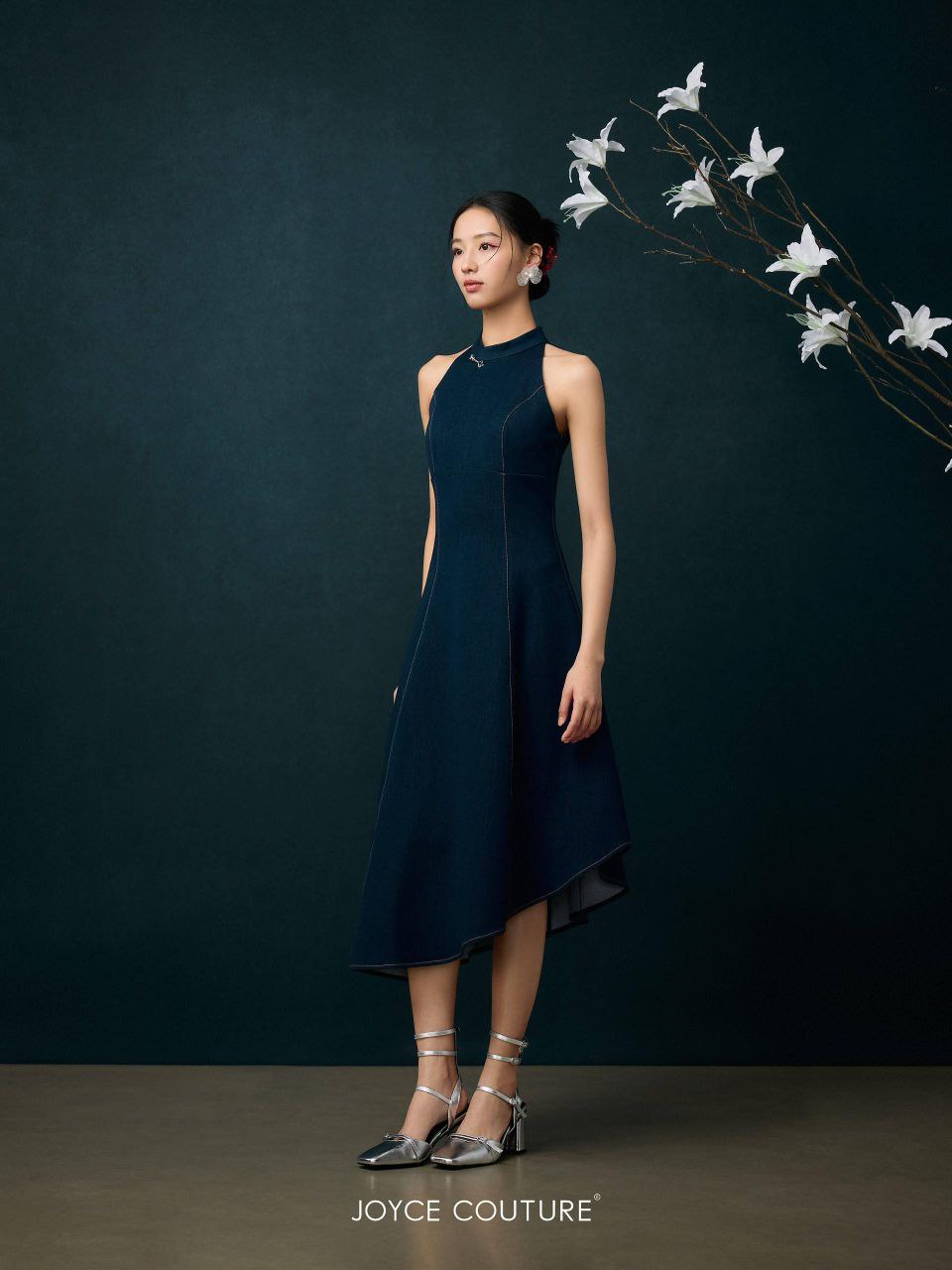 Cut in修身胸垫连身裙 D0098