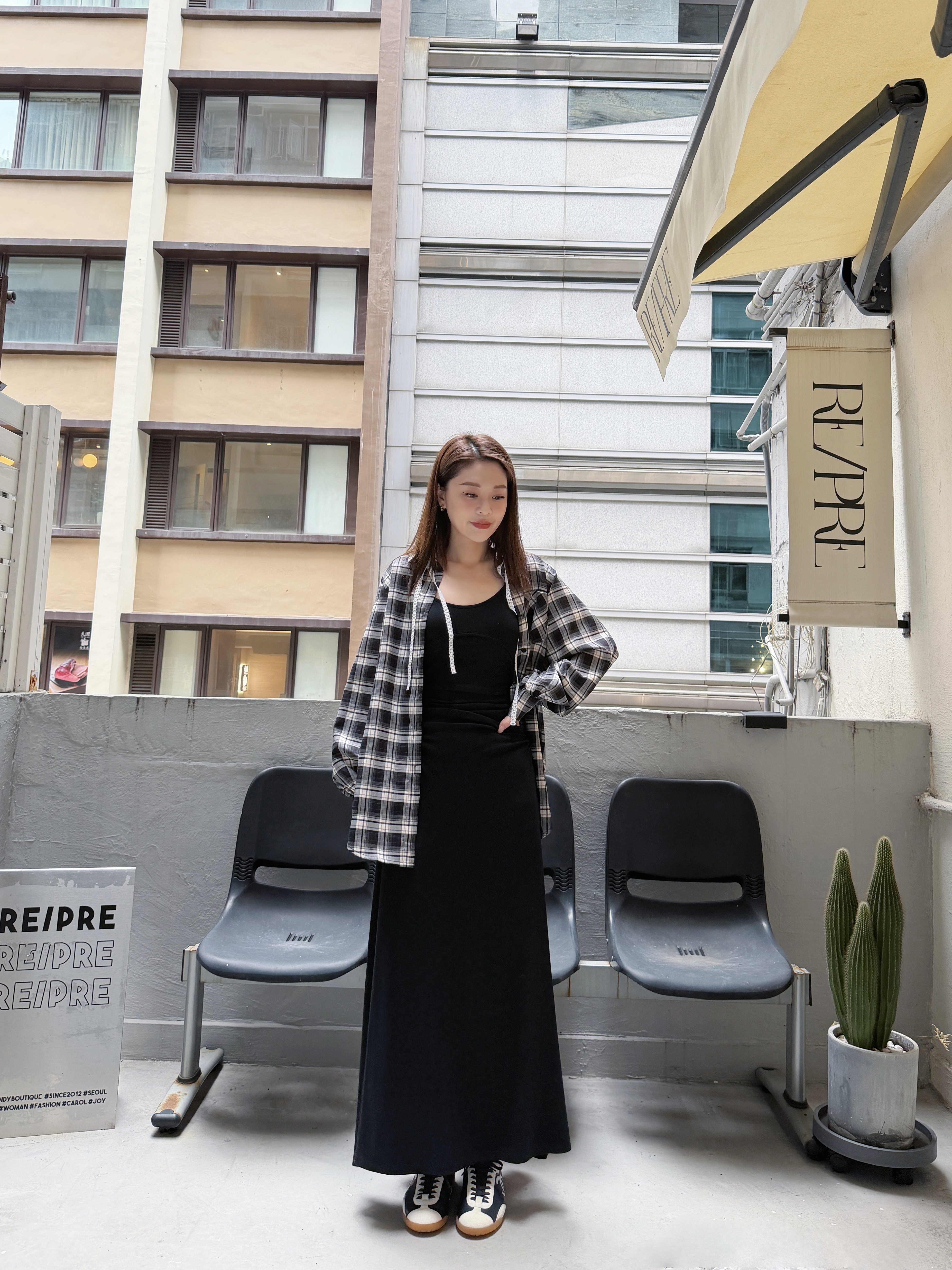 格仔恤衫+吊帶裙Ops