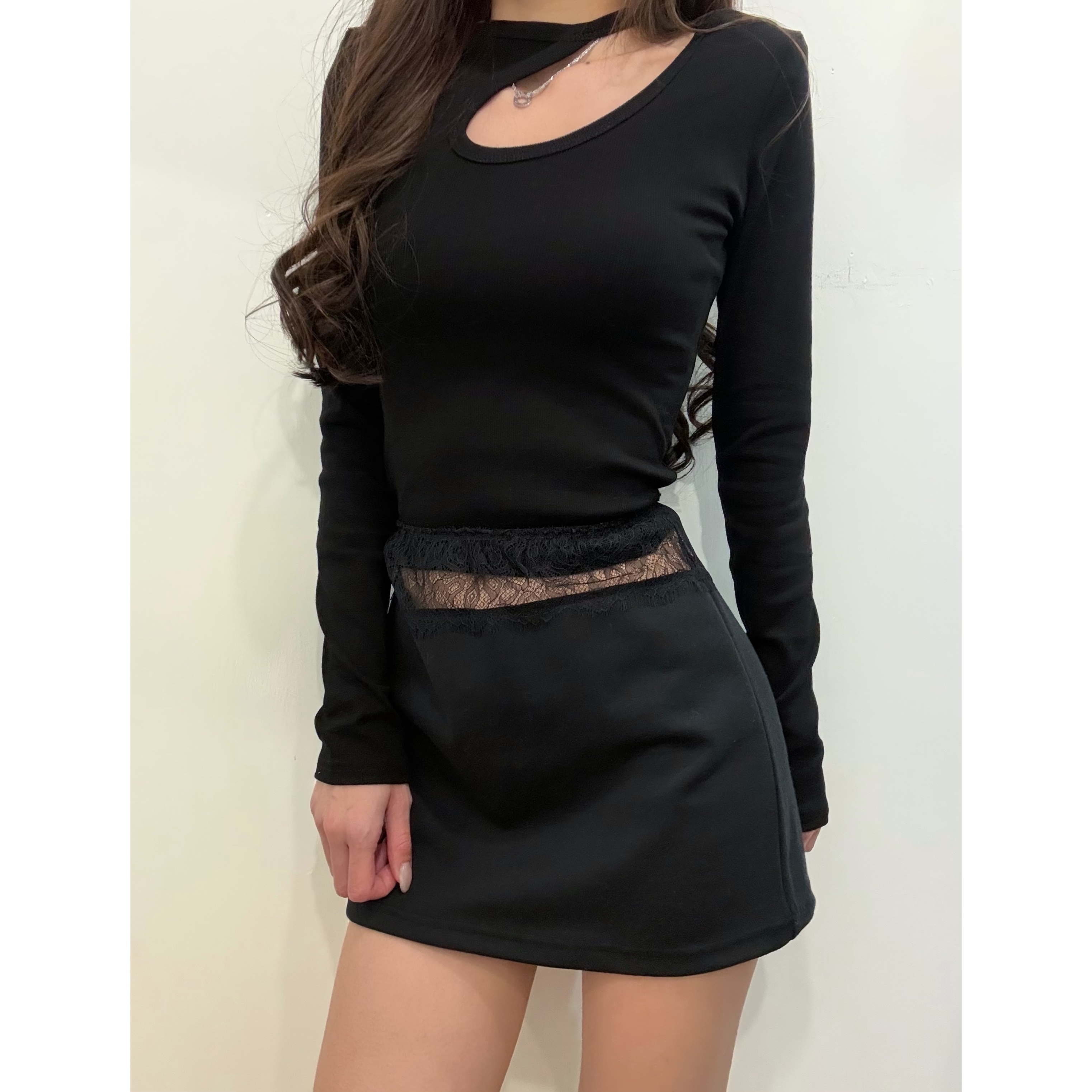 新品價3月13截🖤《LACE TRIM SK》 2603D