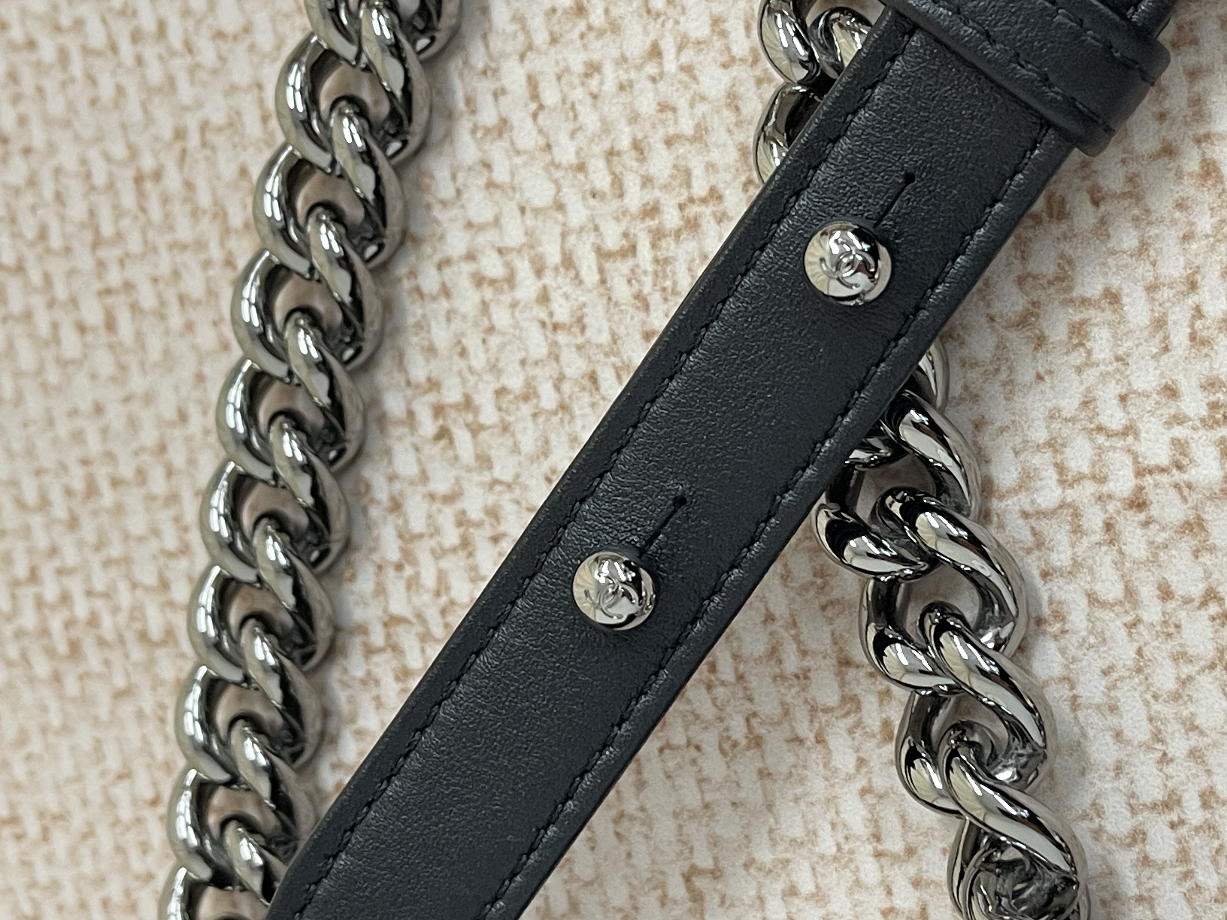 Pre-owned Chanel boy / Product Code: 26040707