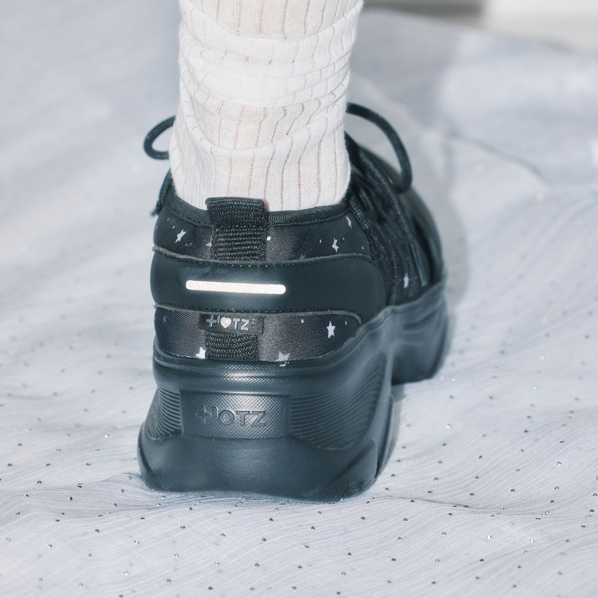 [+OTZ x YOUHEE] Lomita Platform Ballerina Shoes