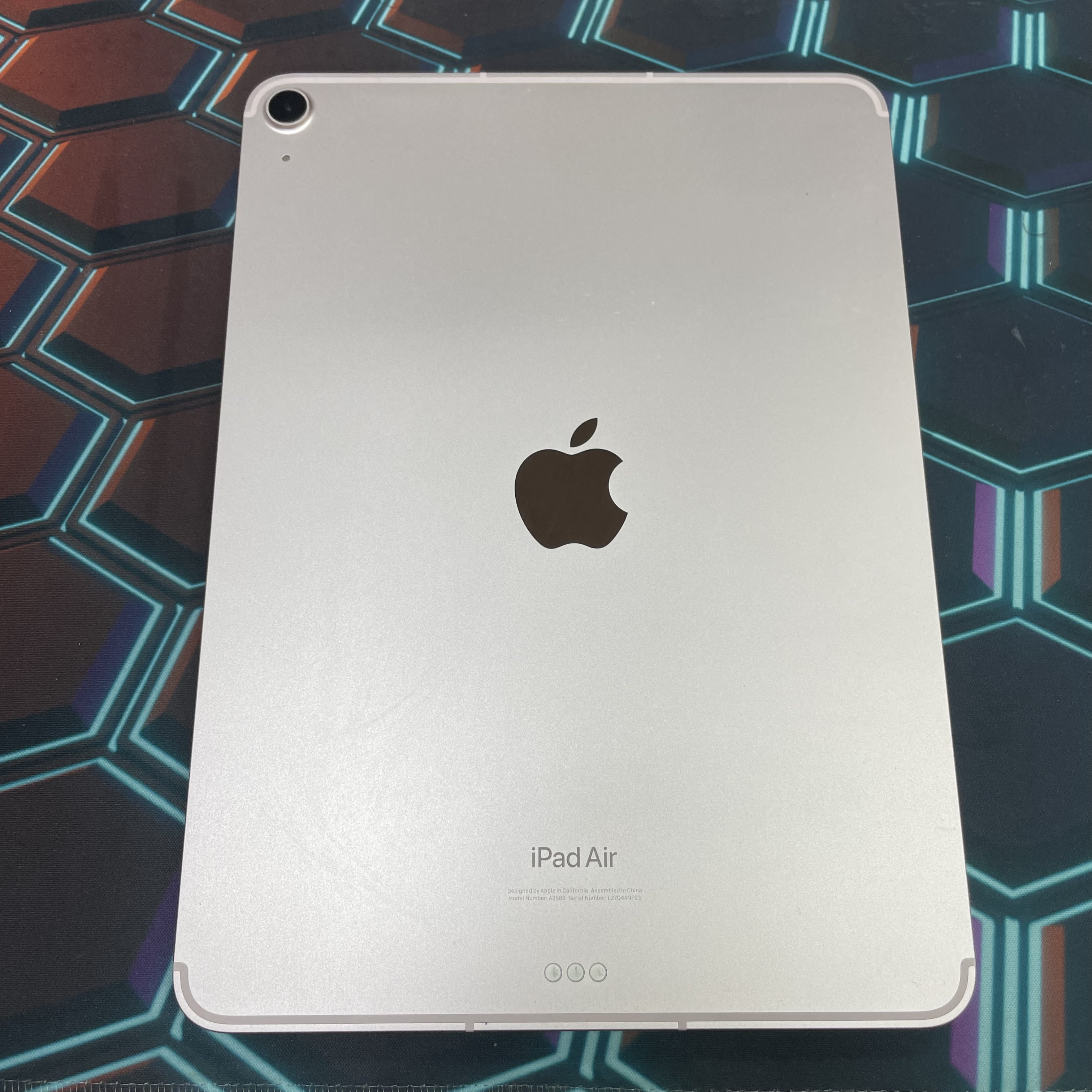 *794181 iPad Air 5 勁靚機 64GB 插卡版 粉色 pink